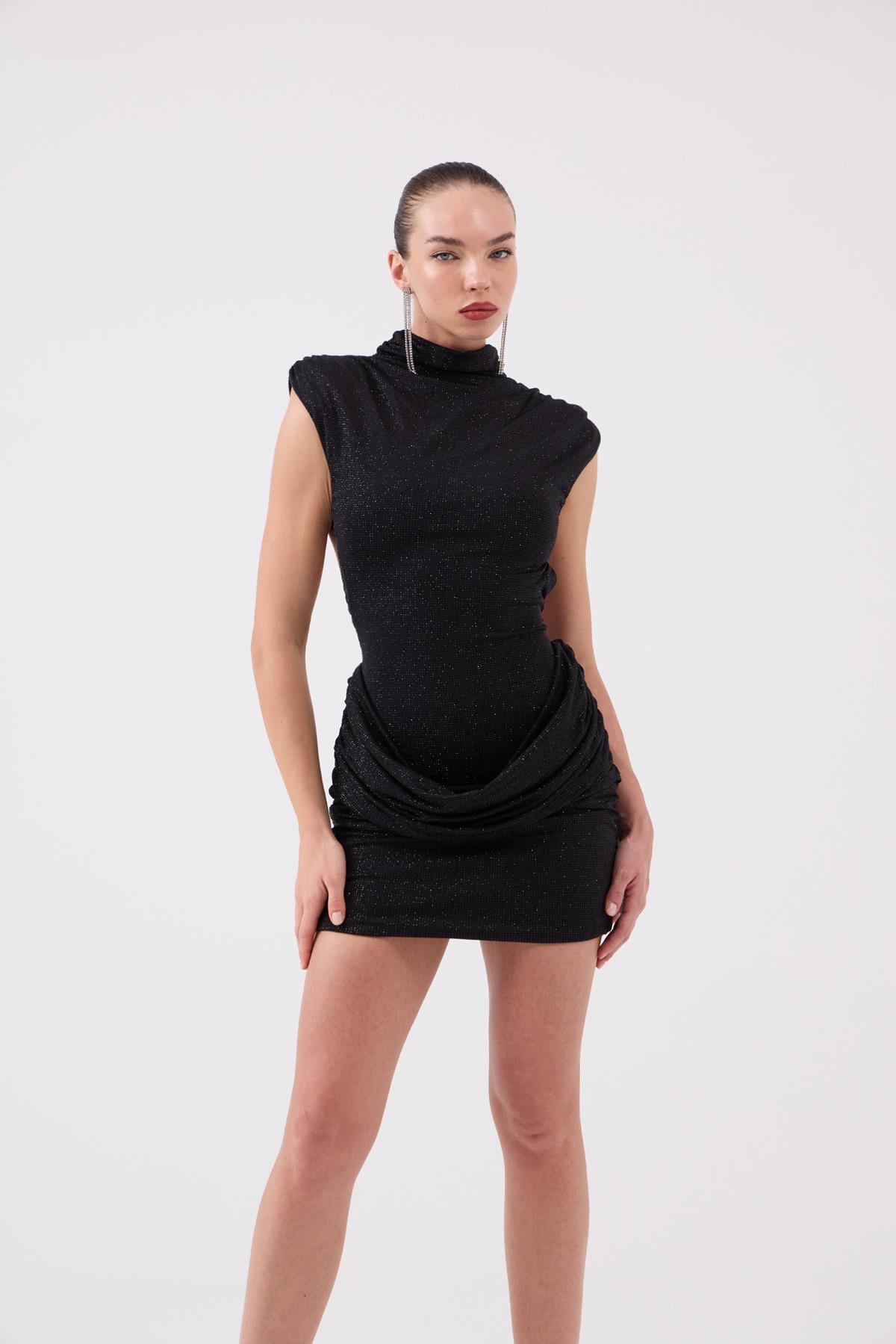 Image of Sırtı Açık Simli Mini Judy Elbise Siyah