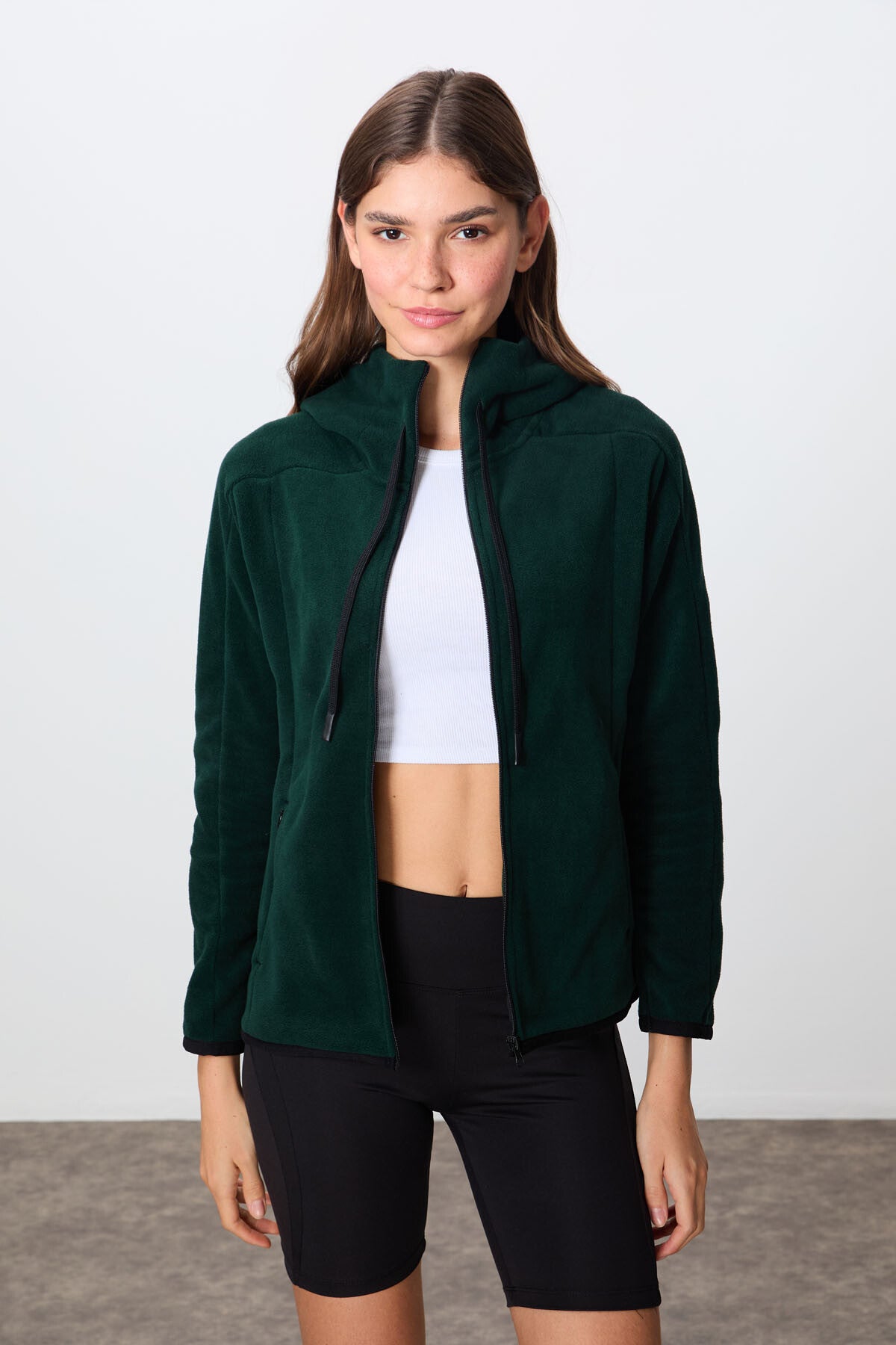 Image of Hanorac de damă din fleece brodat, cu glugă, textură moale, verde pin, croială standard -97287