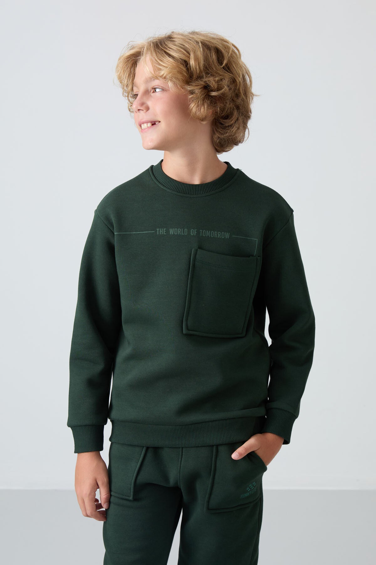 Image of Trening pentru băieți, verde pin, cu căptușeală din fleece gros din bumbac, croială standard și imprimeu - 11257