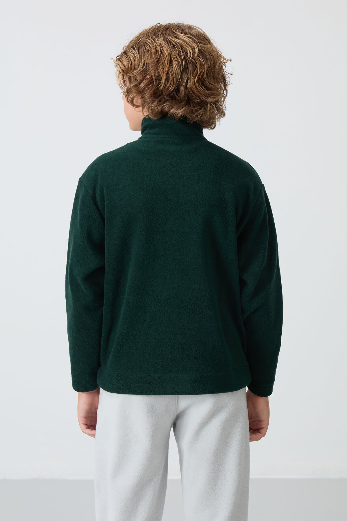 Image of Çam Yeşil Kalın Yumuşak Dokulu Standart Fit Nakışlı Polar Erkek Çocuk Sweatshirt - 11221