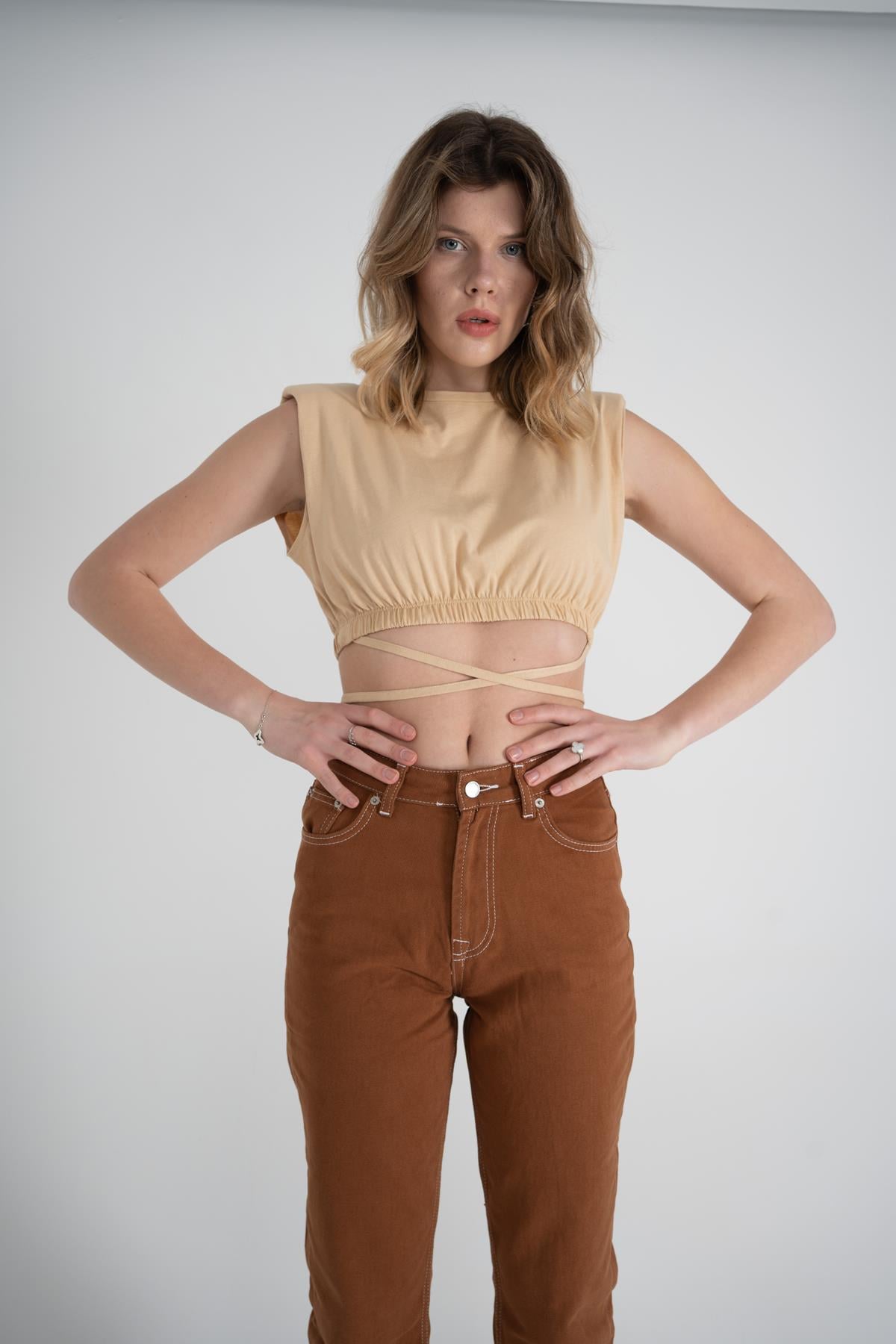 Image of Bel Bağlamalı Crop Candy Tshirt Bej