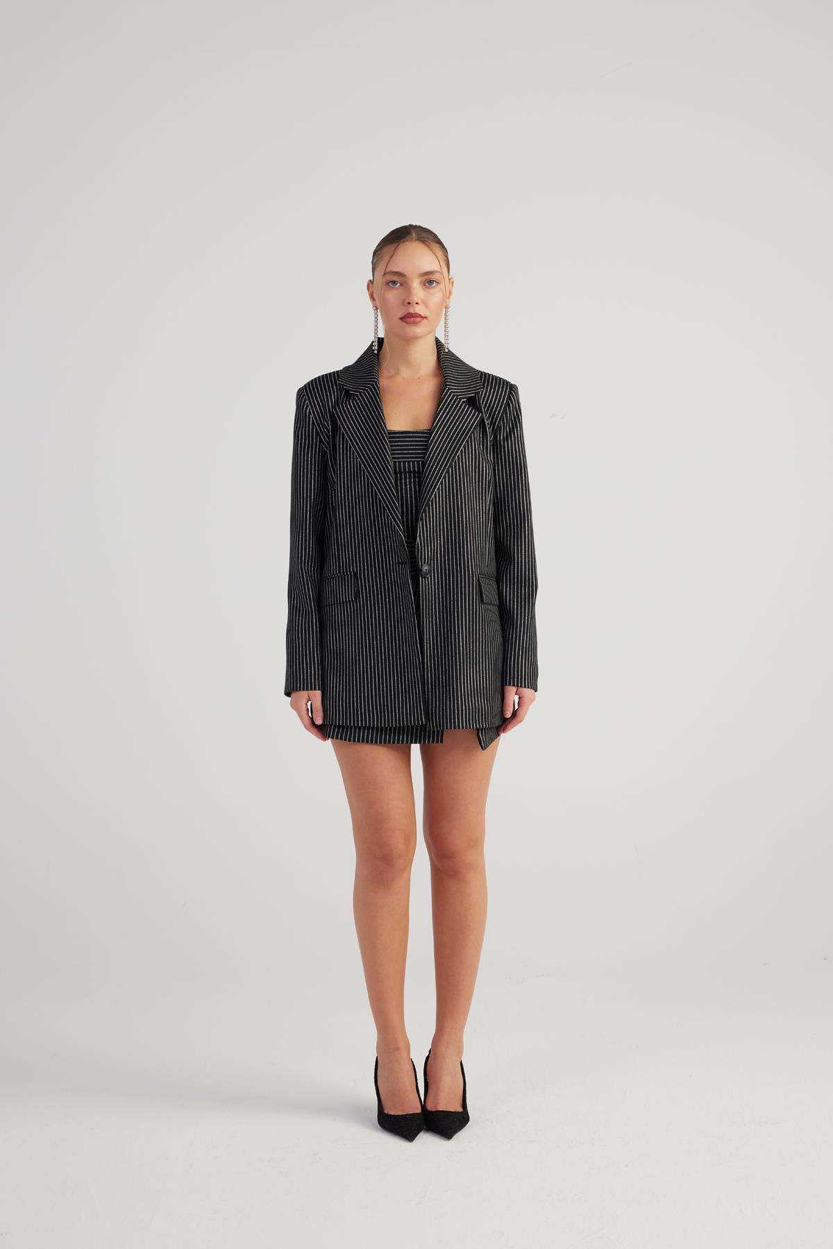 Image of Oversize Kesim Simli Çizgili Eden Blazer Ceket Siyah