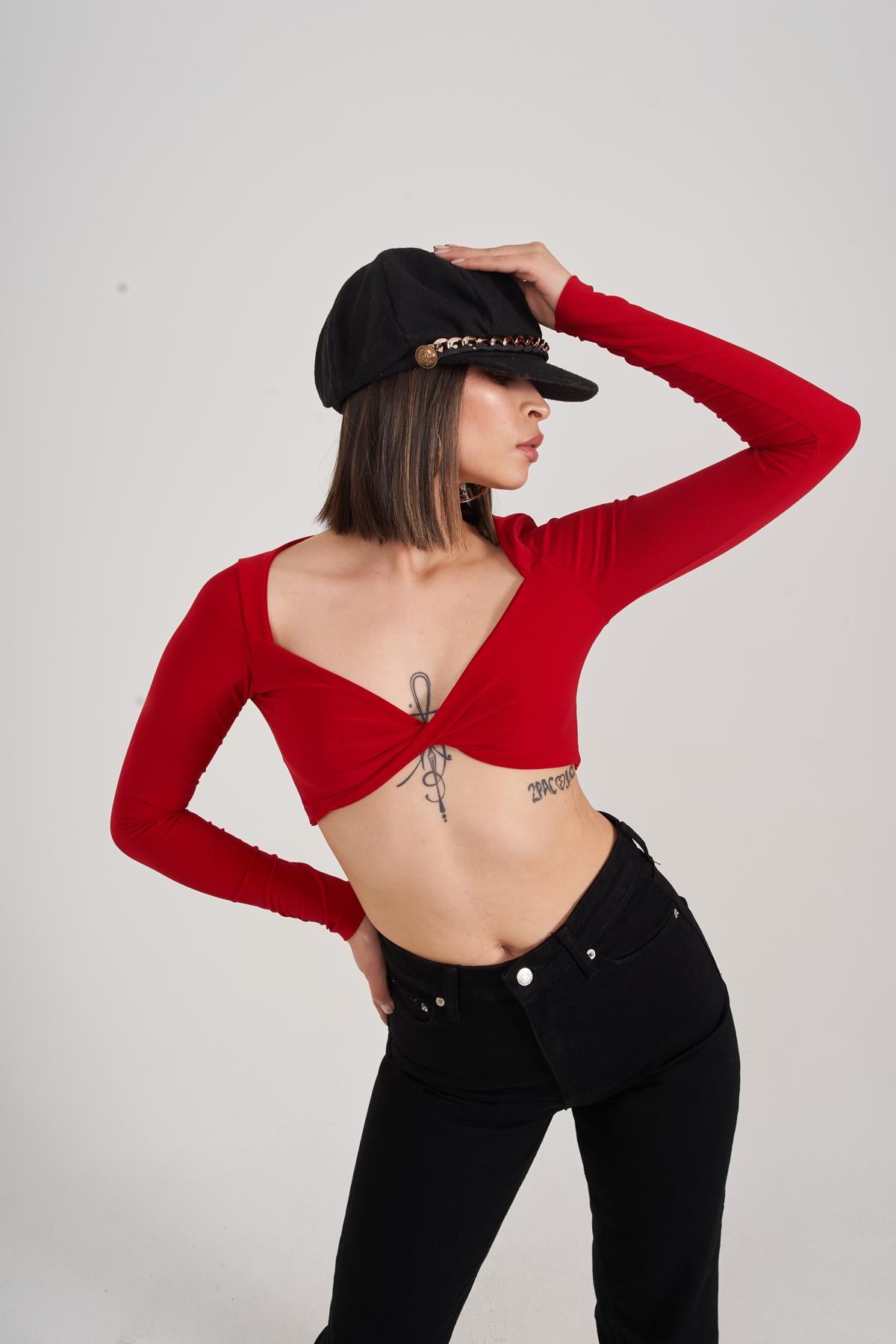 Image of Crop Model Uzun Kol Walery Bluz Kırmızı