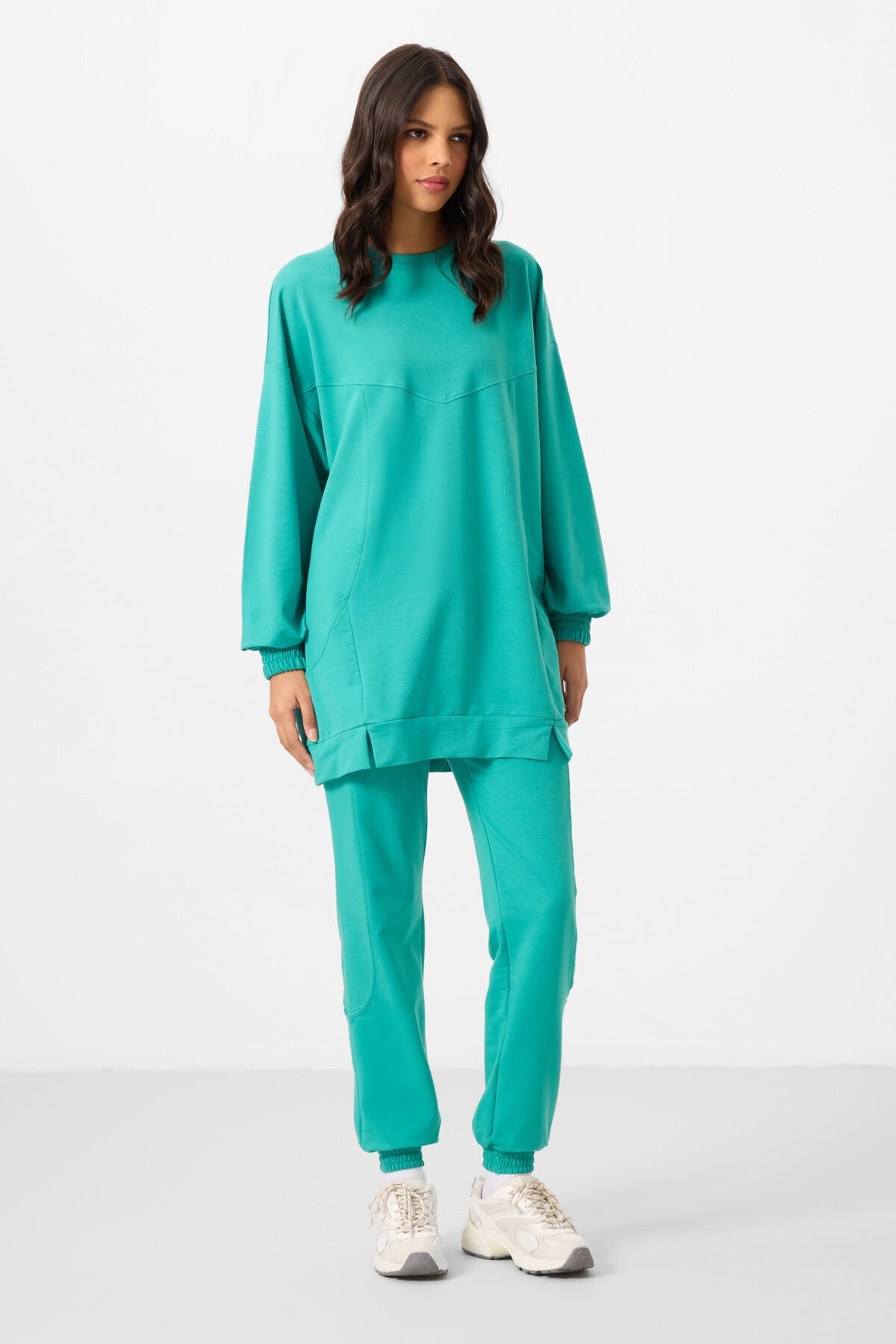 Image of Sea Green Crew Neck Basic Oversize Women's Tracksuit Tunic Set - 95347