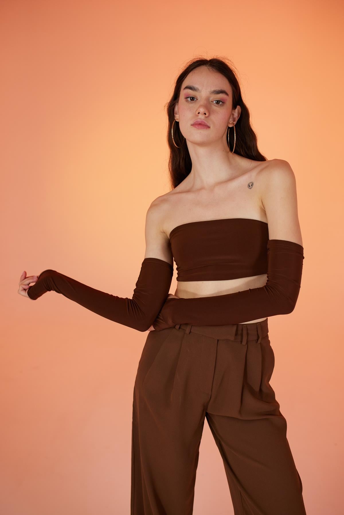 Image of Straplez Model Kol Detaylı Noir Bluz Kahverengi