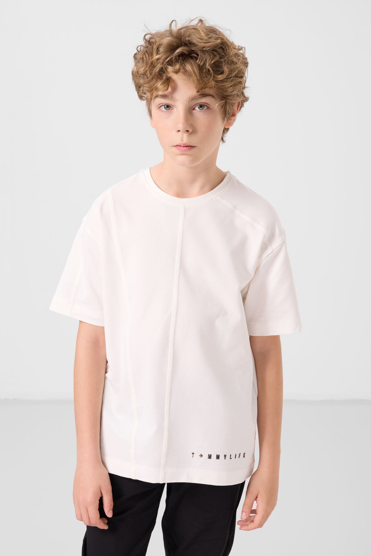 Image of Ekru Pamuklu Yumuşak Dokulu Oversize Basic Erkek Çocuk T-Shirt - 11297