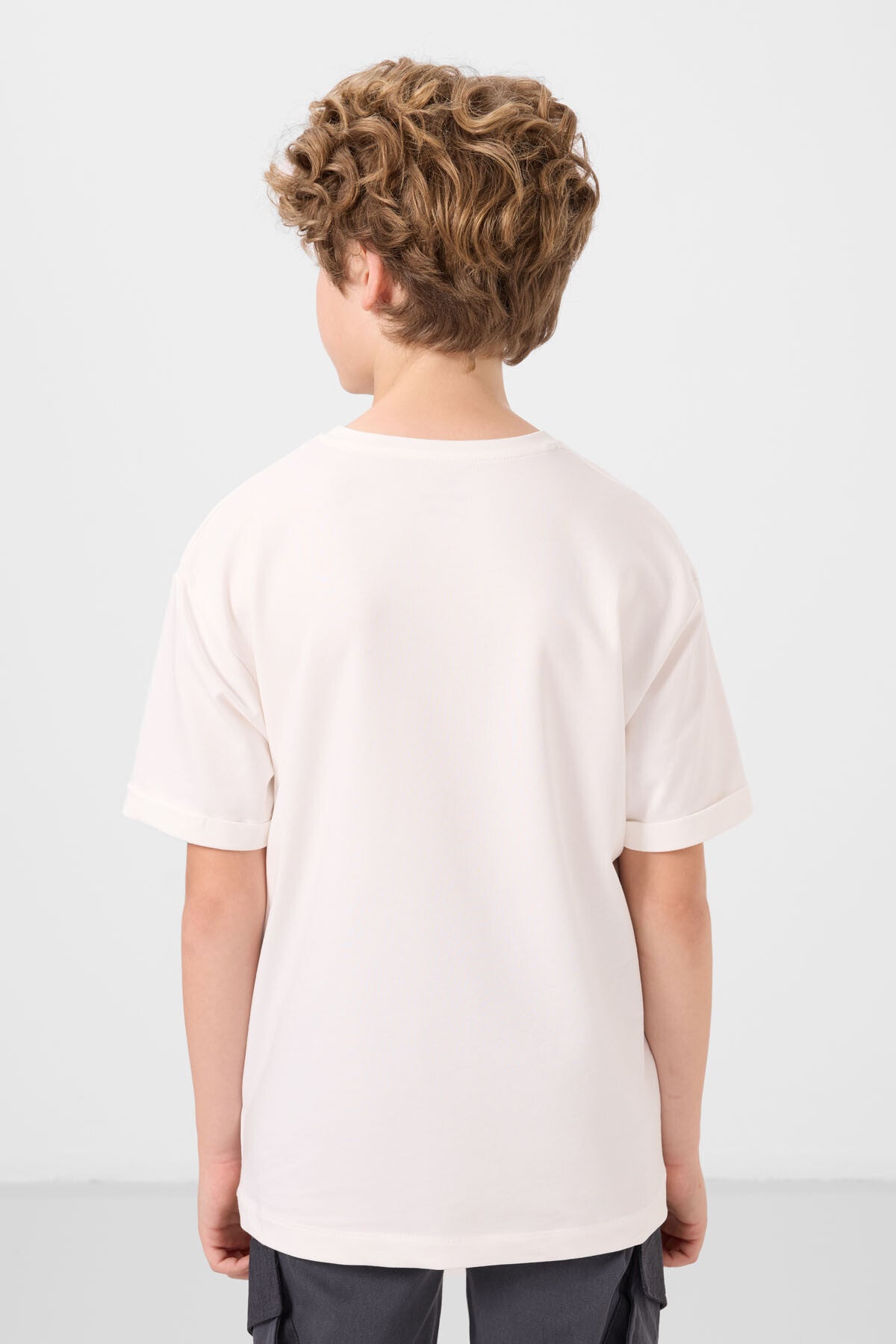 Image of Ekru Pamuklu Yumuşak Dokulu Oversize Baskılı Erkek Çocuk T-Shirt - 11301