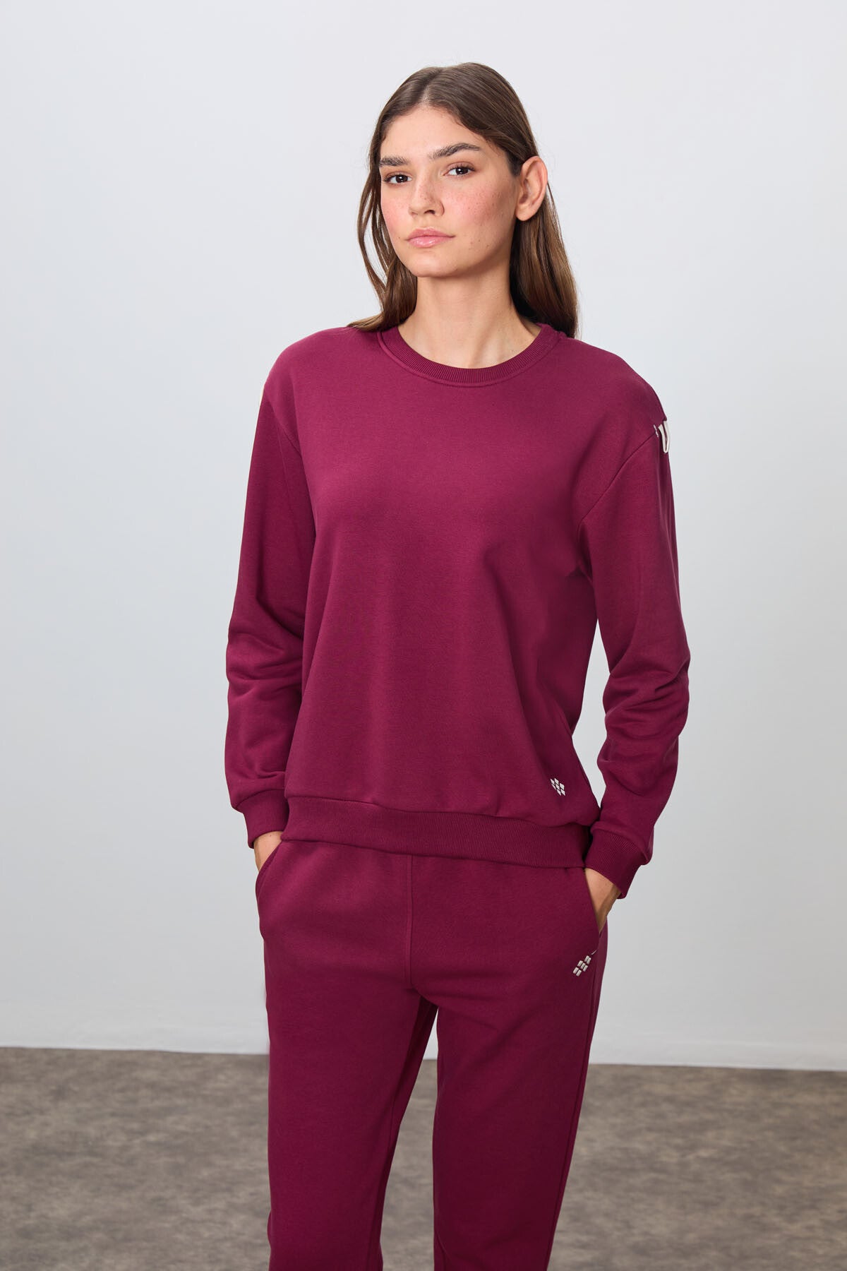 Image of Set trening Erguvan compact din bumbac gros, texturat, cu guler în O, croială supradimensionată pentru femei - 95341