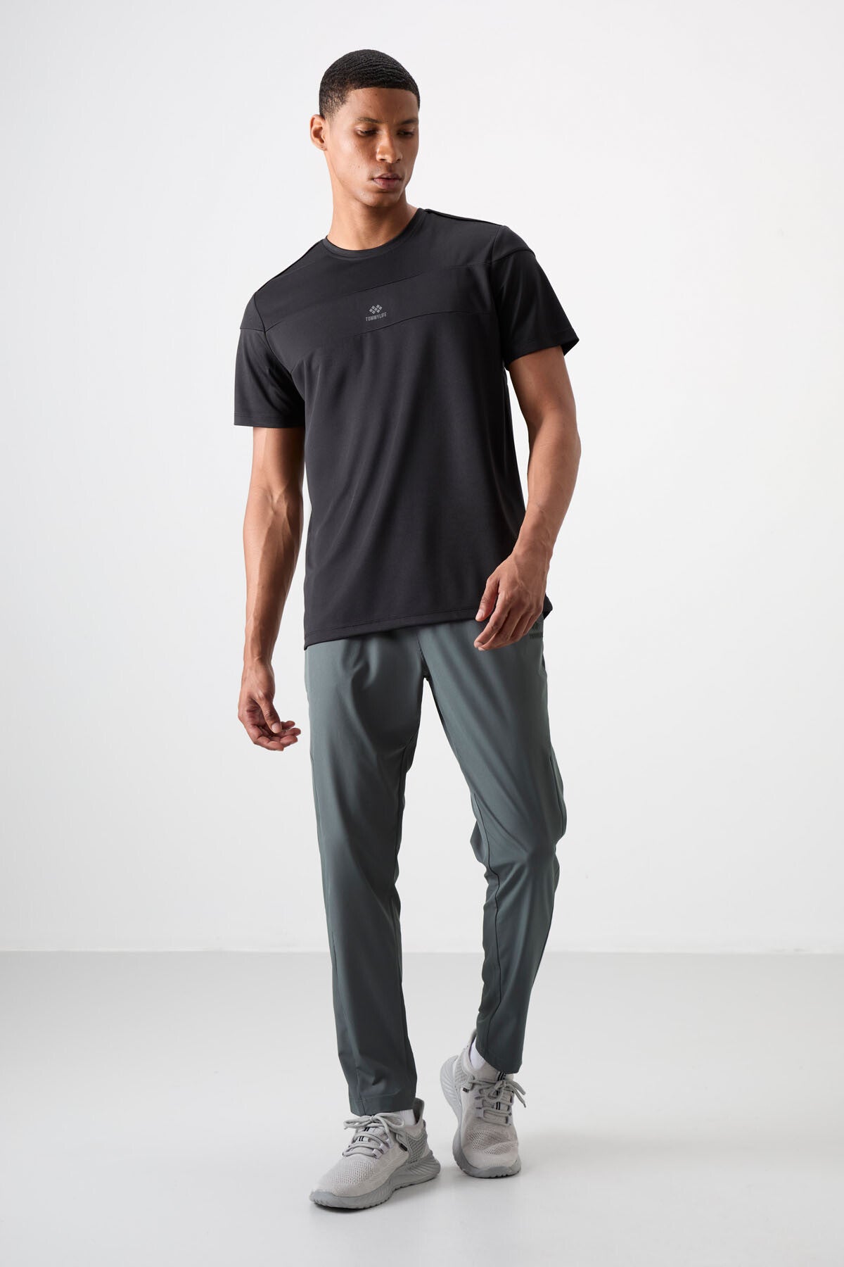 Image of Haki İnce Yumuşak Comfort Fit Erkek Eşofman Alt - 82119