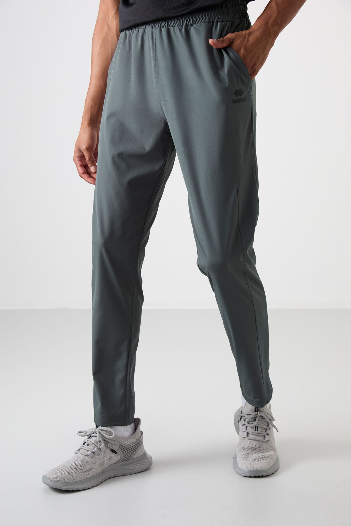 Image of Haki İnce Yumuşak Comfort Fit Erkek Eşofman Alt - 82119