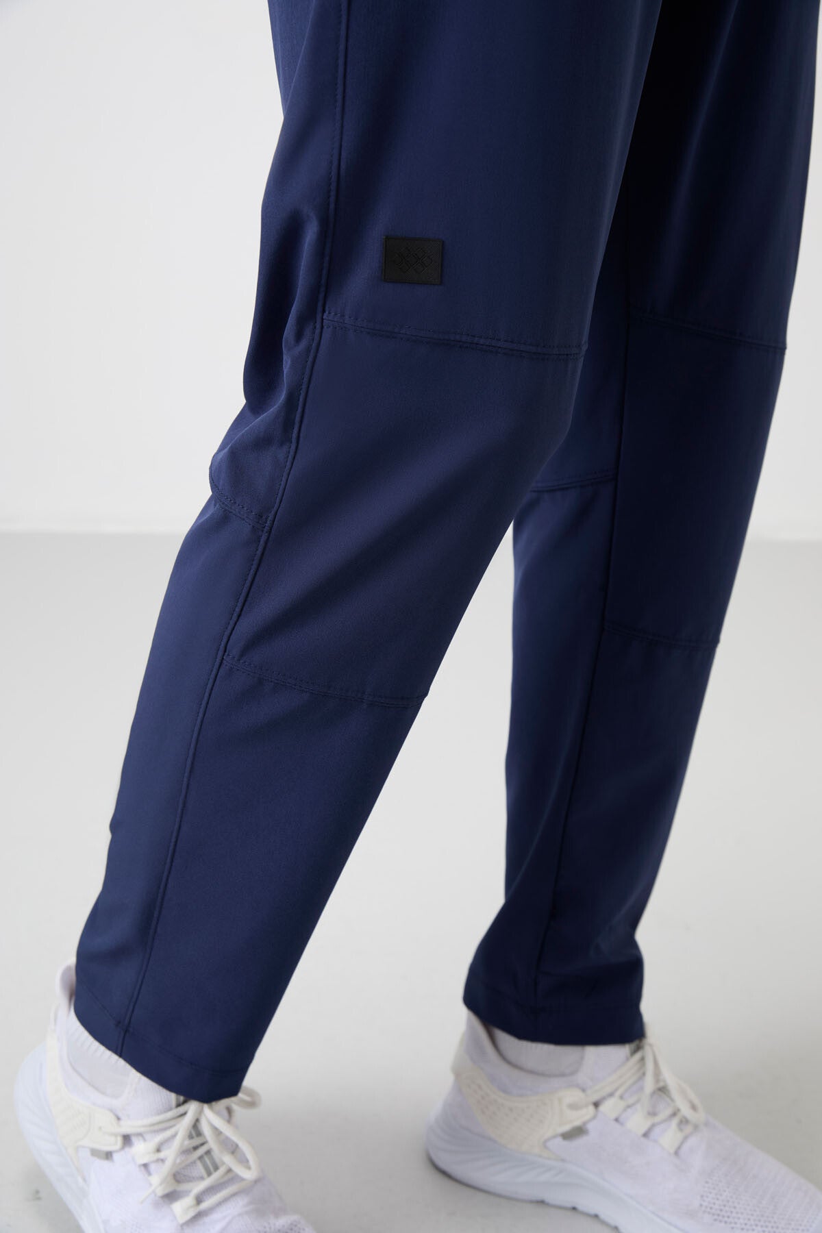 Image of İndigo İnce Yumuşak Comfort Fit Erkek Eşofman Alt - 82120