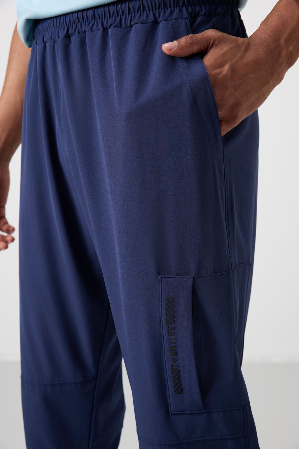 Image of İndigo İnce Yumuşak Comfort Fit Erkek Eşofman Alt - 82120