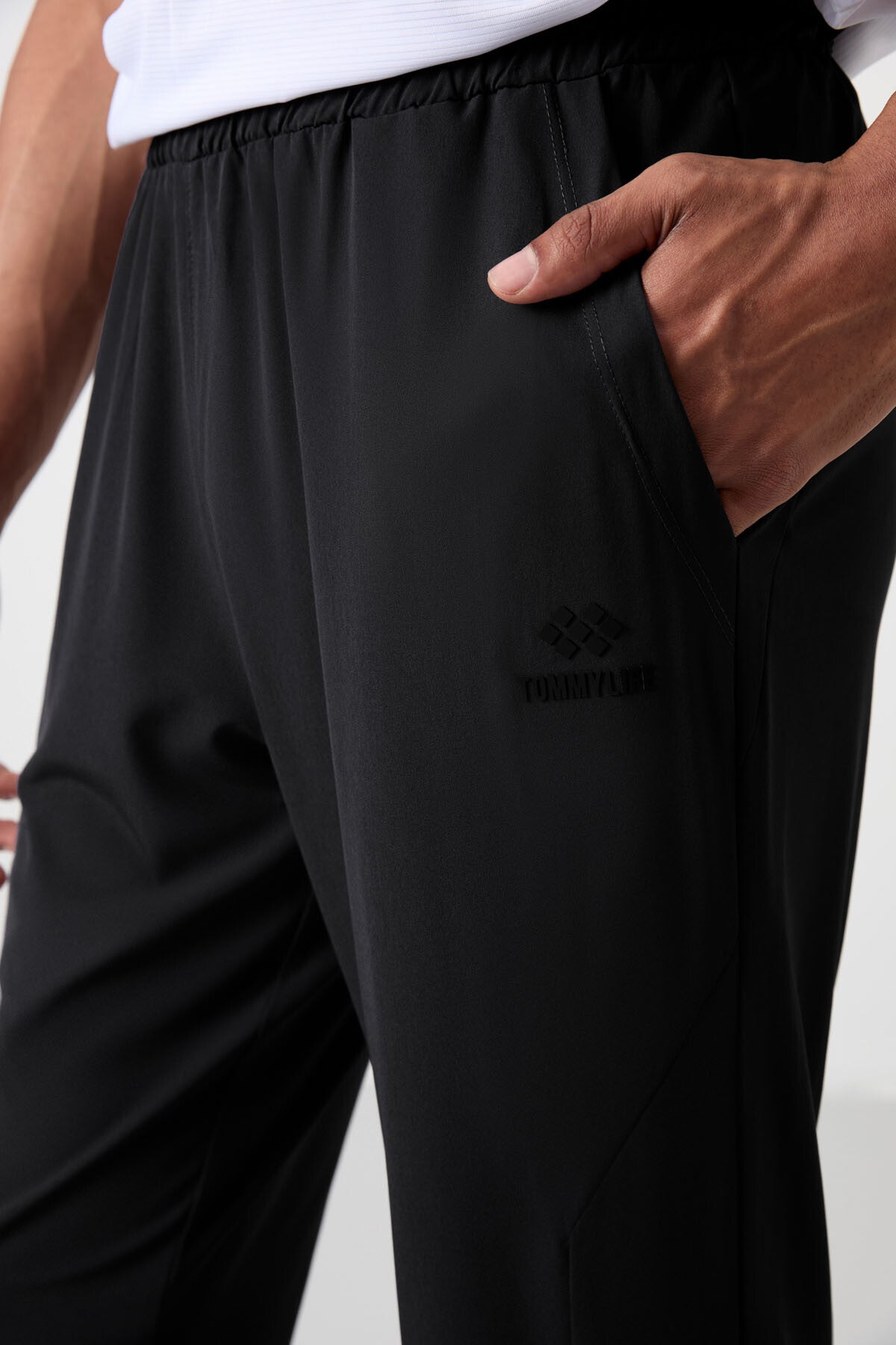 Image of Siyah İnce Yumuşak Comfort Fit Erkek Eşofman Alt - 82119