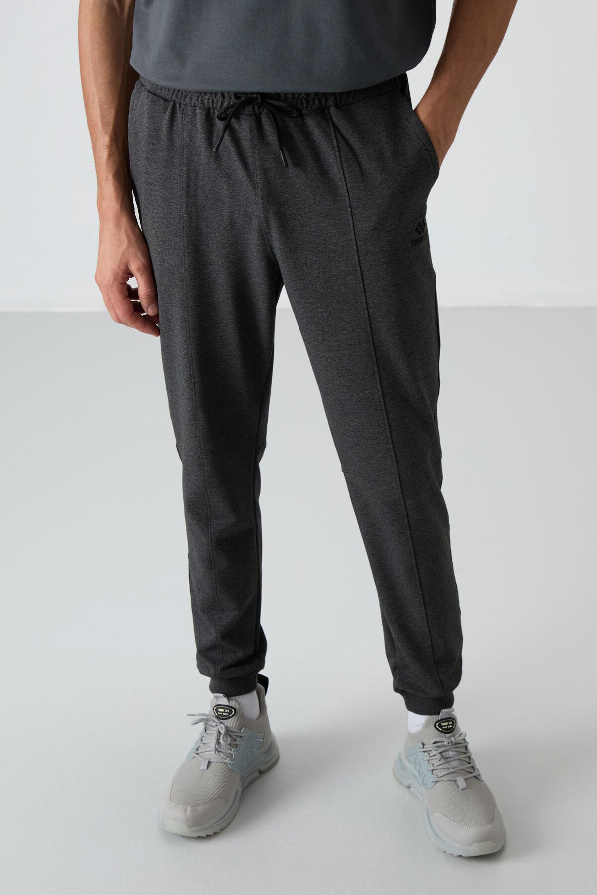 Image of Antrasıt Melanj Pamuklu Yumuşak Dokulu Comfort Fit Nakışlı Erkek Jogger - 82123