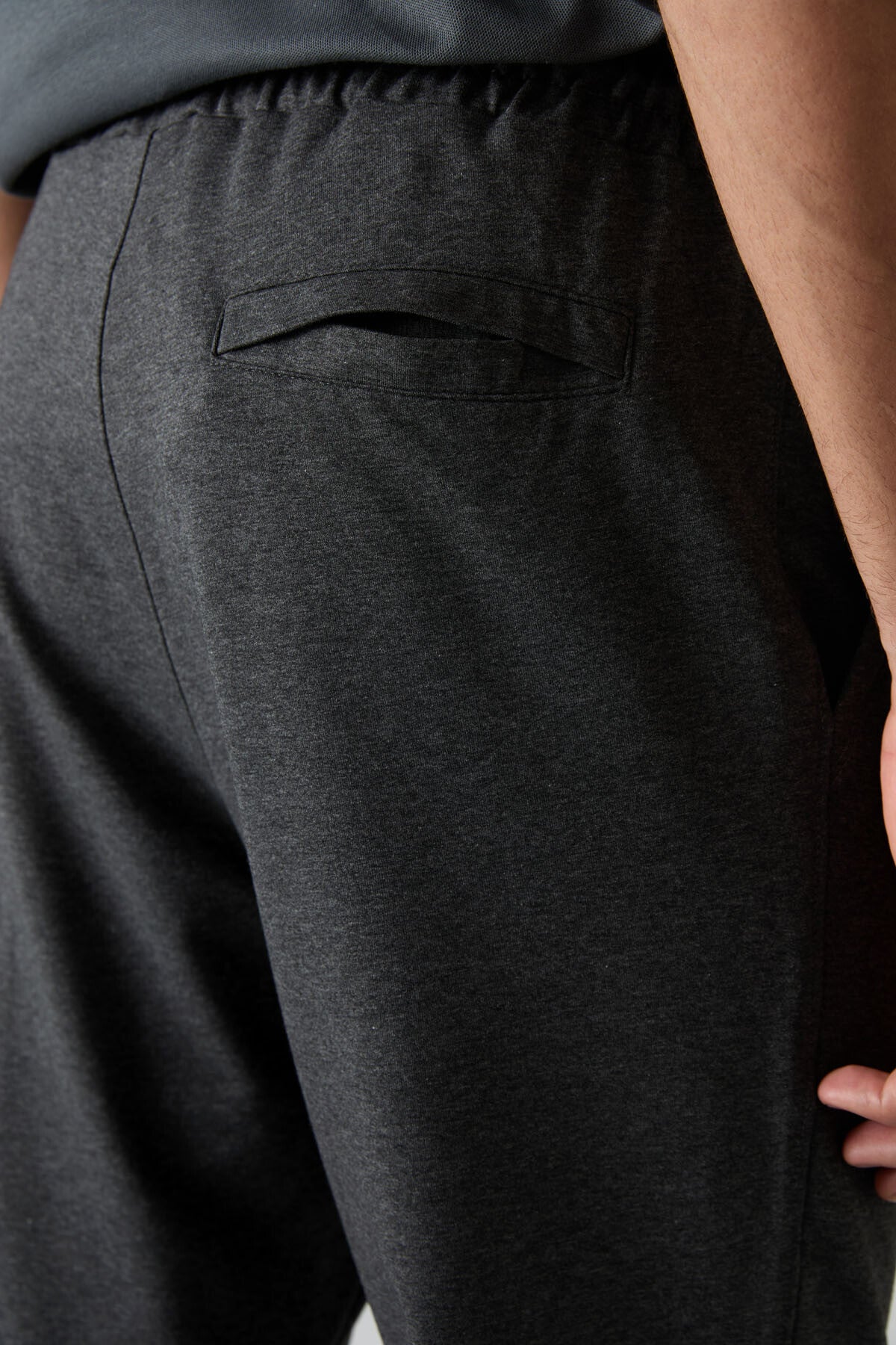 Image of Antrasıt Melanj Pamuklu Yumuşak Dokulu Comfort Fit Nakışlı Erkek Jogger - 82123