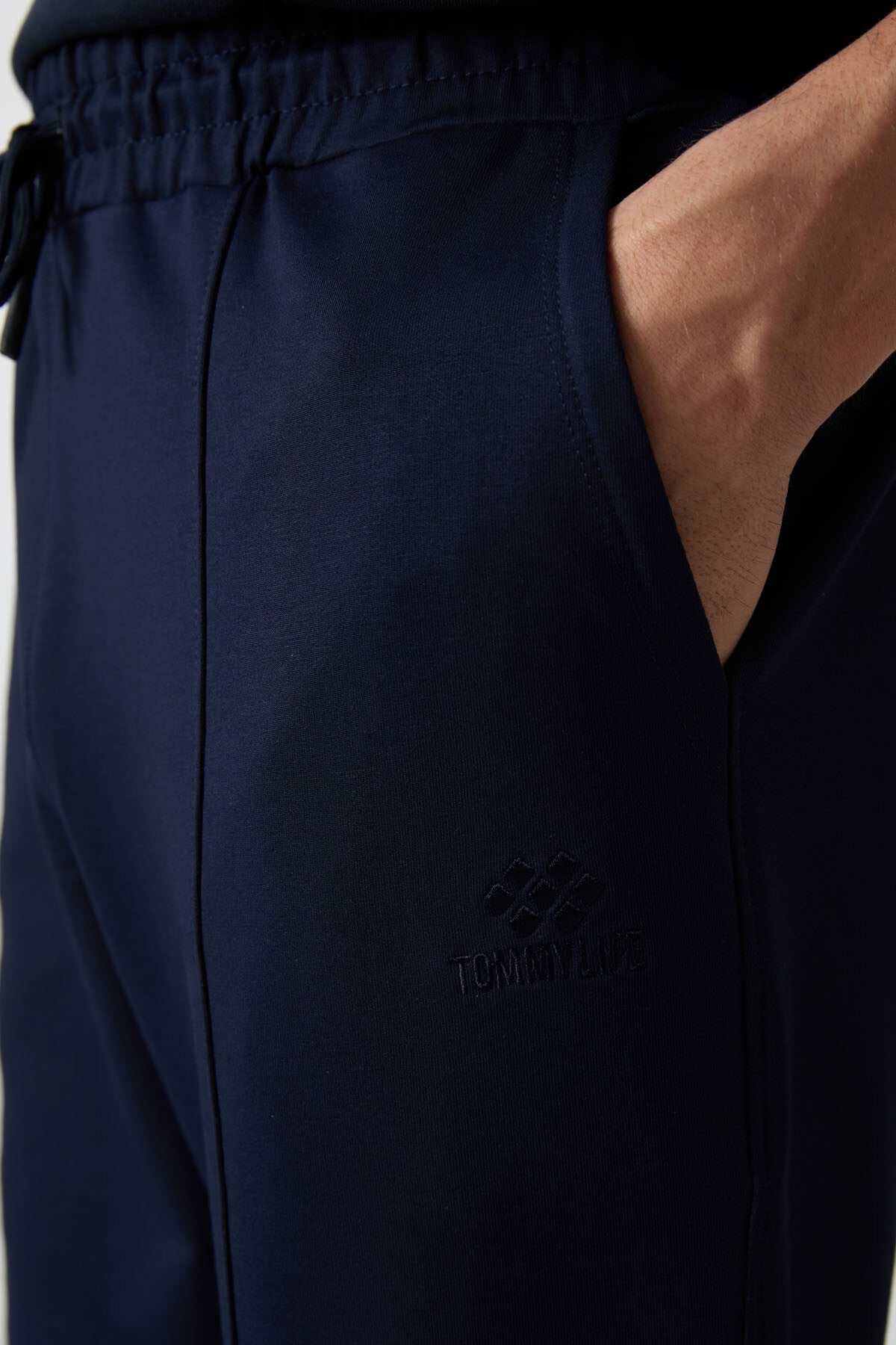 Image of Pantaloni jogger bărbătești din bumbac indigo, texturați și confortabili, brodați - 82123