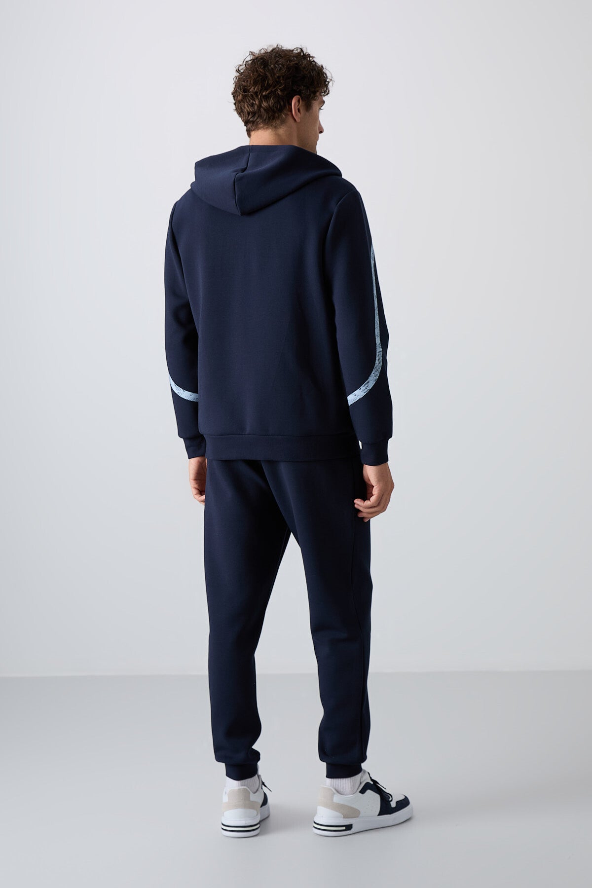 Image of İndigo Pamuklu Kalın Yumuşak Dokulu Comfort Fit Baskılı Erkek Eşofman Takım - 85236