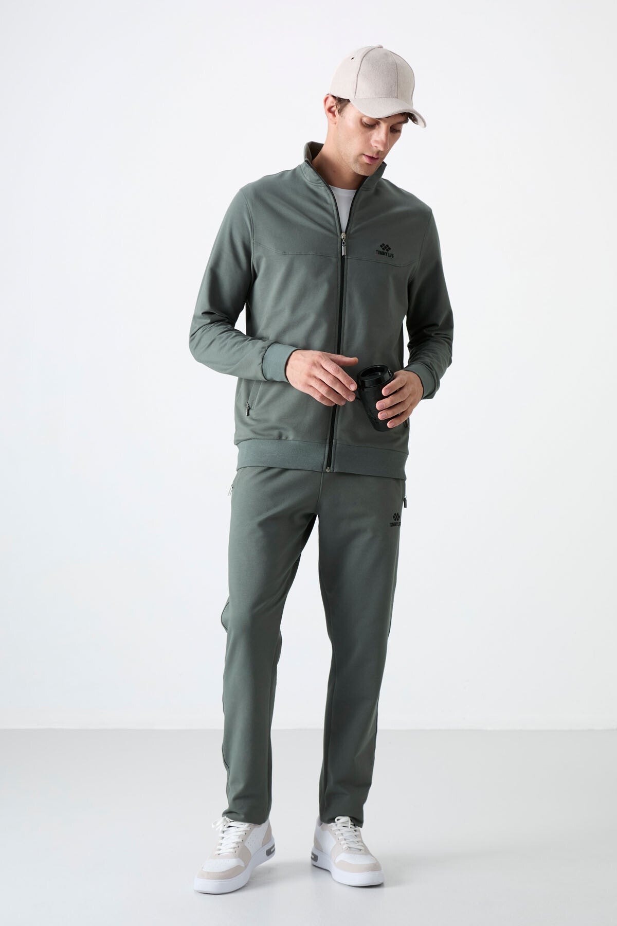 Image of Haki Dik Yaka Fermuarlı Rahat Form Klasik Paça Erkek Eşofman Takım - 85072