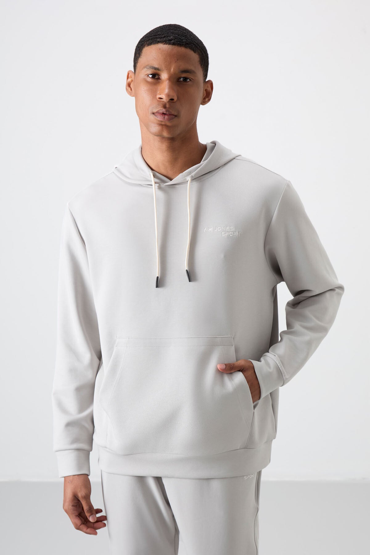 Image of Taş Pamuklu Kalın Yumuşak Dokulu Comfort Fit Nakışlı Erkek Eşofman Takım - 85255