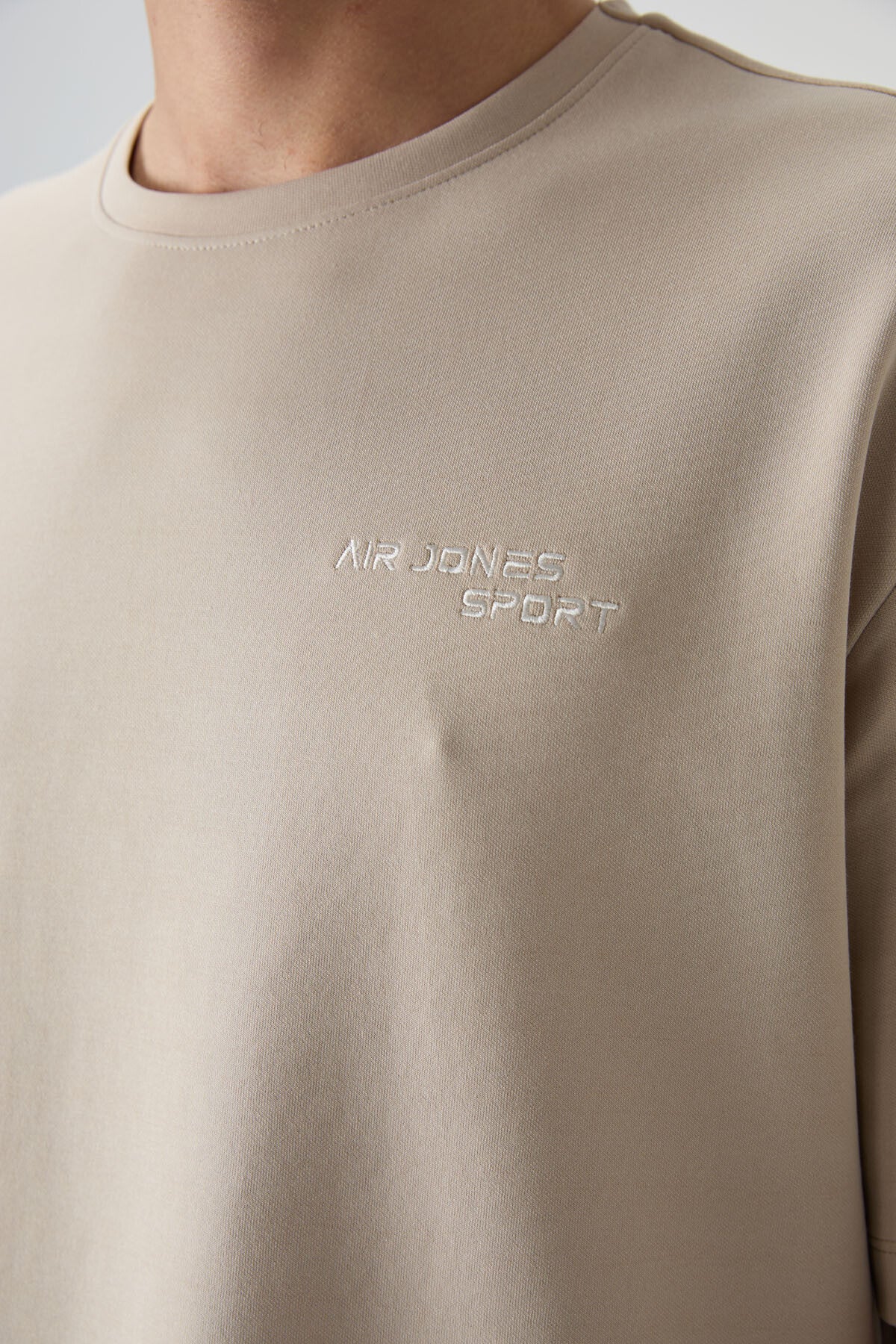 Image of Bej Pamuklu Kalın Yumuşak Dokulu Oversize Fit Nakışlı Erkek Eşofman Takım - 85252