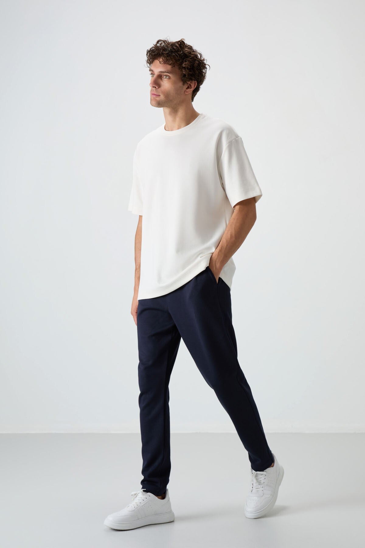 Image of Ekru - Lacivert Pamuklu Kalın Yumuşak Dokulu Oversize Fit Basic Erkek Eşofman Takım - 85251