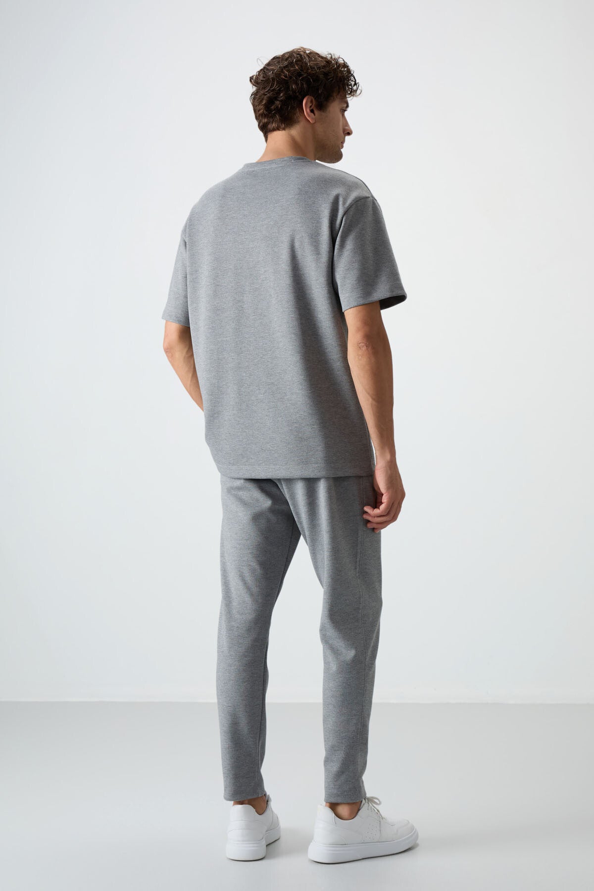 Image of Gri Melanj Pamuklu Kalın Yumuşak Dokulu Oversize Fit Basic Erkek Eşofman Takım - 85251