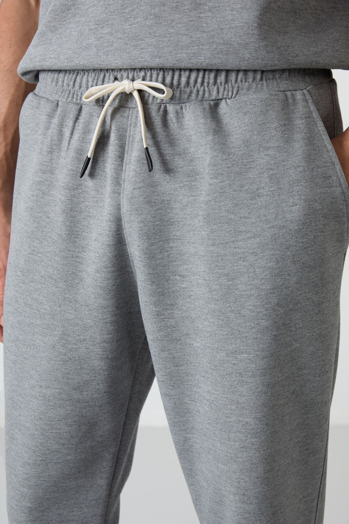 Image of Gri Melanj Pamuklu Kalın Yumuşak Dokulu Oversize Fit Basic Erkek Eşofman Takım - 85251