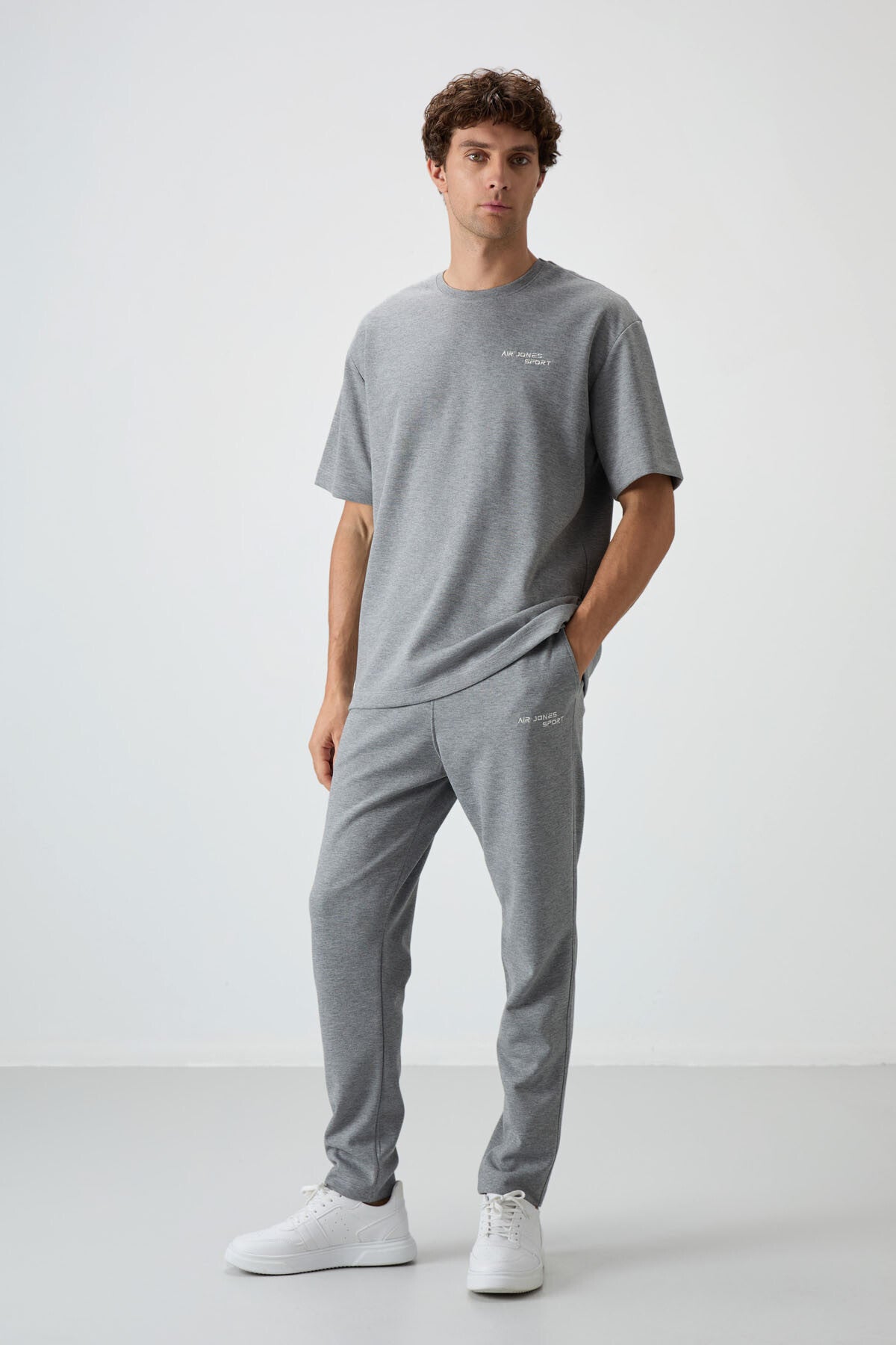 Image of Gri Melanj Pamuklu Kalın Yumuşak Dokulu Oversize Fit Nakışlı Erkek Eşofman Takım - 85252
