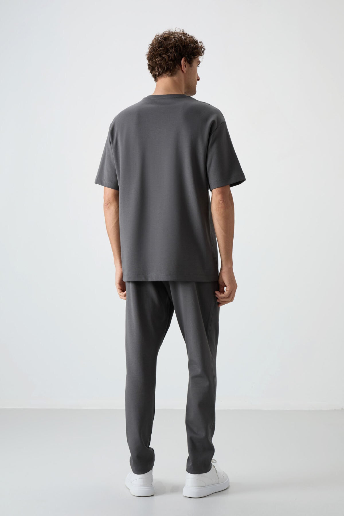 Image of Haki Pamuklu Kalın Yumuşak Dokulu Oversize Fit Nakışlı Erkek Eşofman Takım - 85252