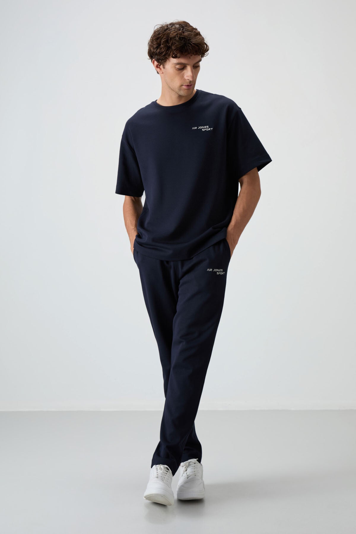 Image of Lacivert Pamuklu Kalın Yumuşak Dokulu Oversize Fit Nakışlı Erkek Eşofman Takım - 85252
