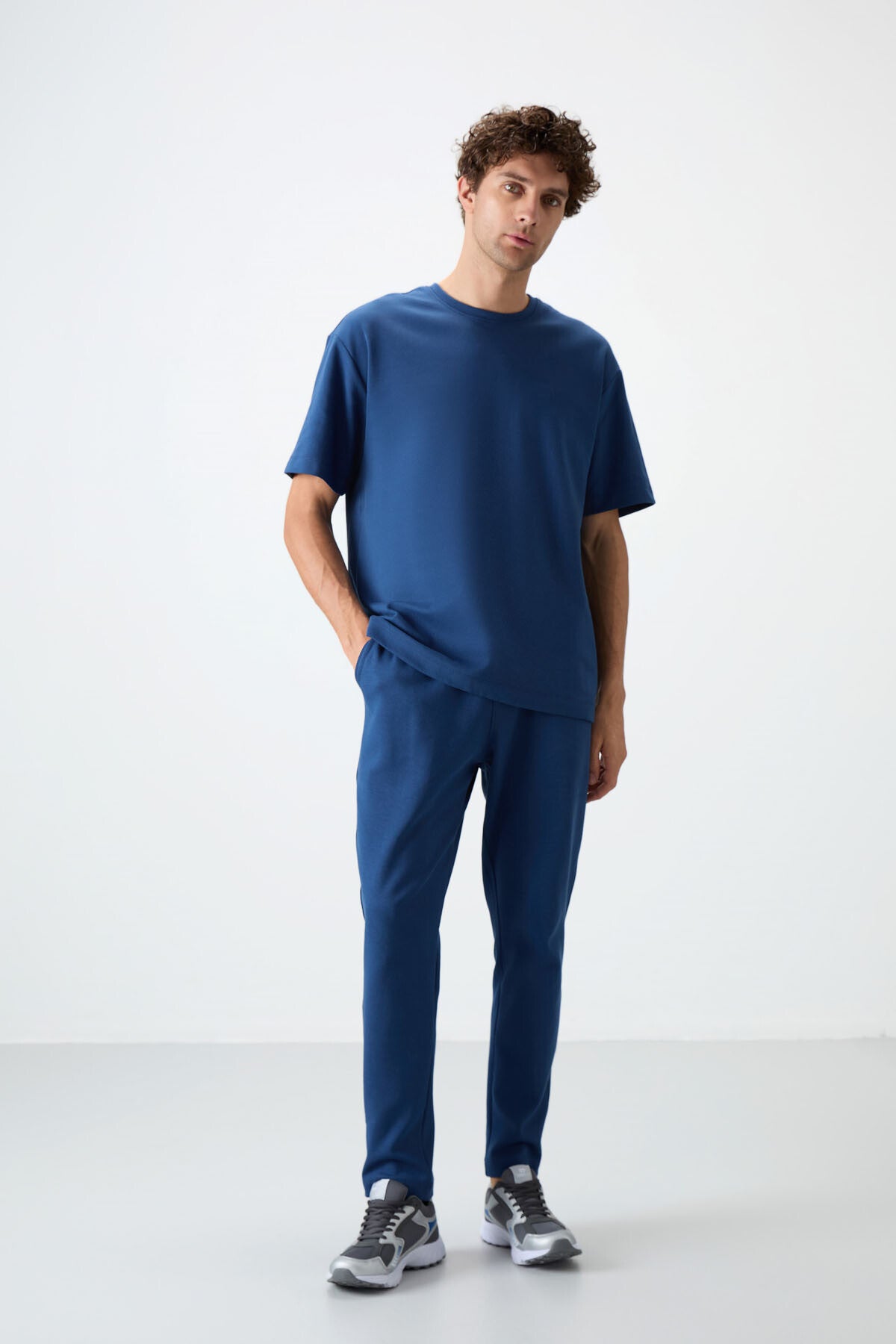 Image of Parliament Cotton Thick Soft Textured Oversize Fit Basic Men's Tracksuit Set - 85251