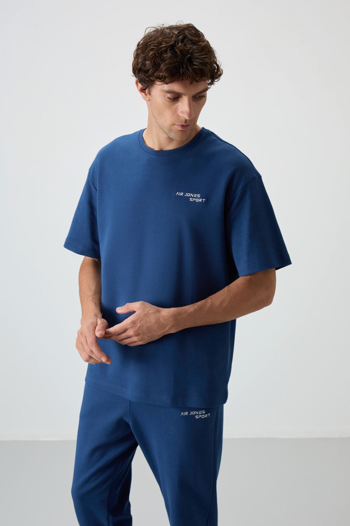 Image of Parlament Pamuklu Kalın Yumuşak Dokulu Oversize Fit Nakışlı Erkek Eşofman Takım - 85252