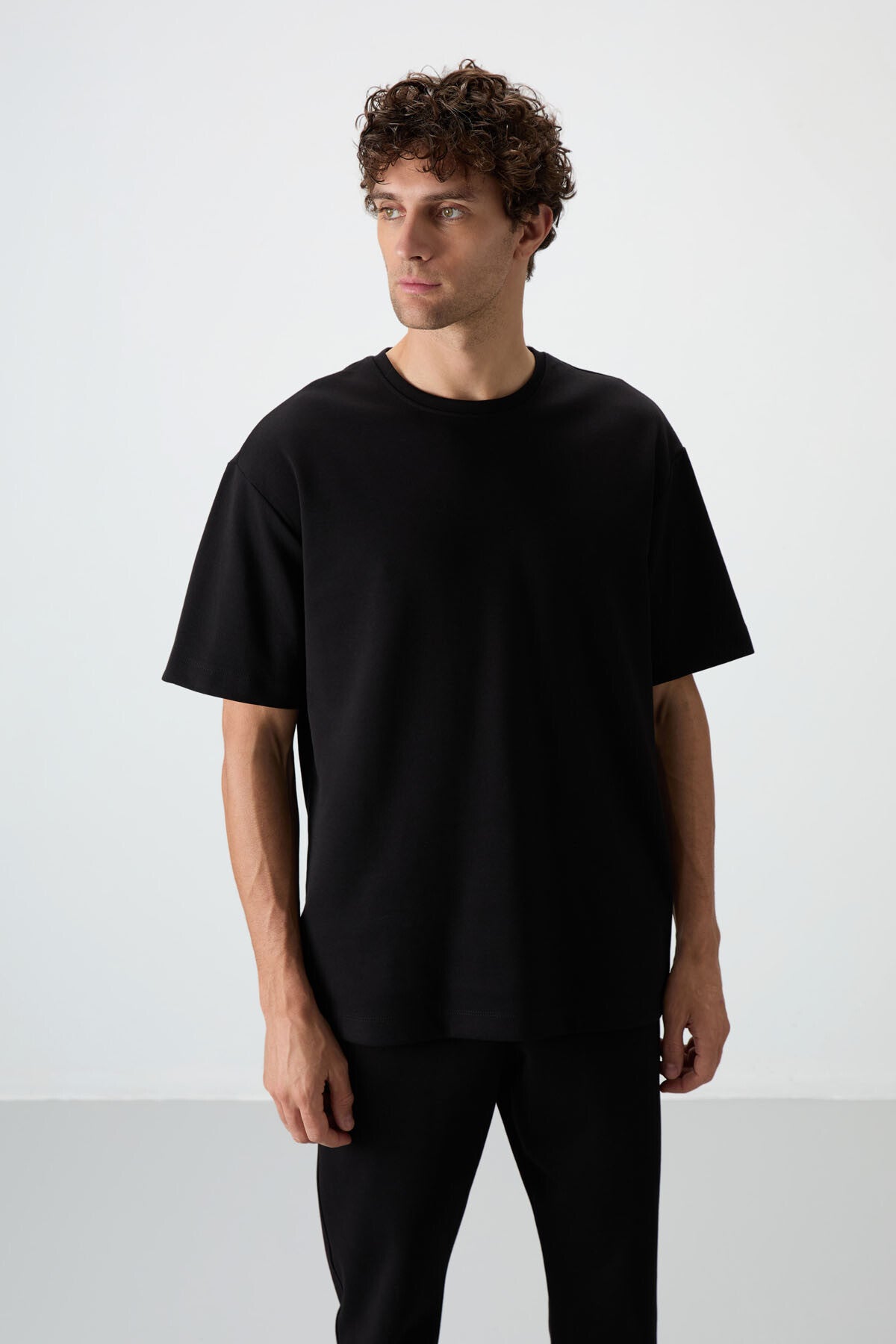 Image of Siyah Pamuklu Kalın Yumuşak Dokulu Oversize Fit Basic Erkek Eşofman Takım - 85251