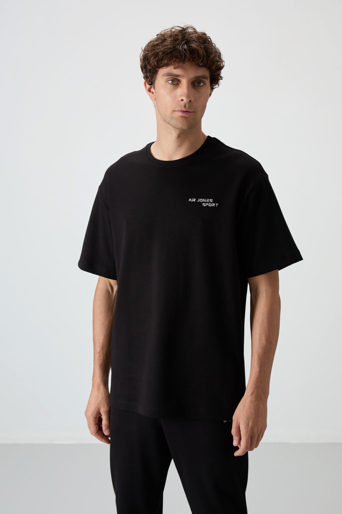 Image of Siyah Pamuklu Kalın Yumuşak Dokulu Oversize Fit Nakışlı Erkek Eşofman Takım - 85252