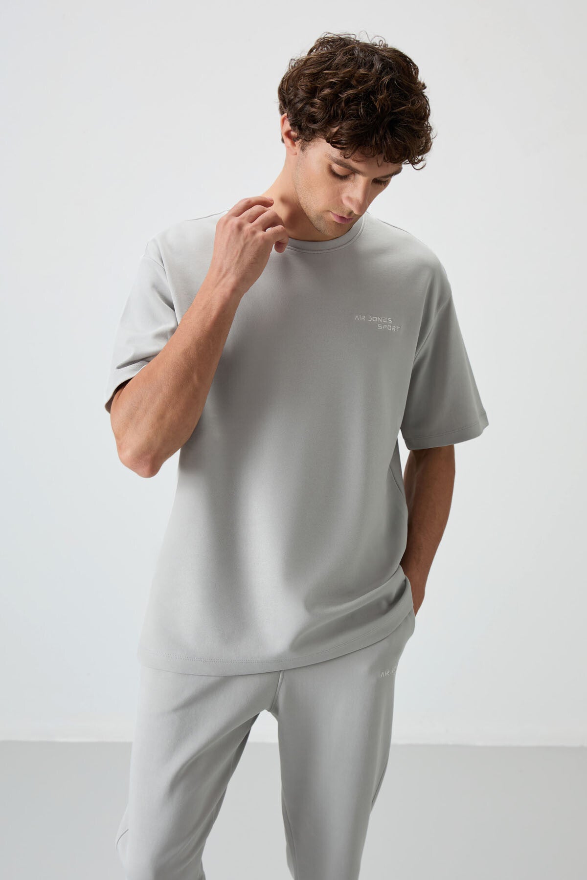 Image of Taş Pamuklu Kalın Yumuşak Dokulu Oversize Fit Nakışlı Erkek Eşofman Takım - 85252