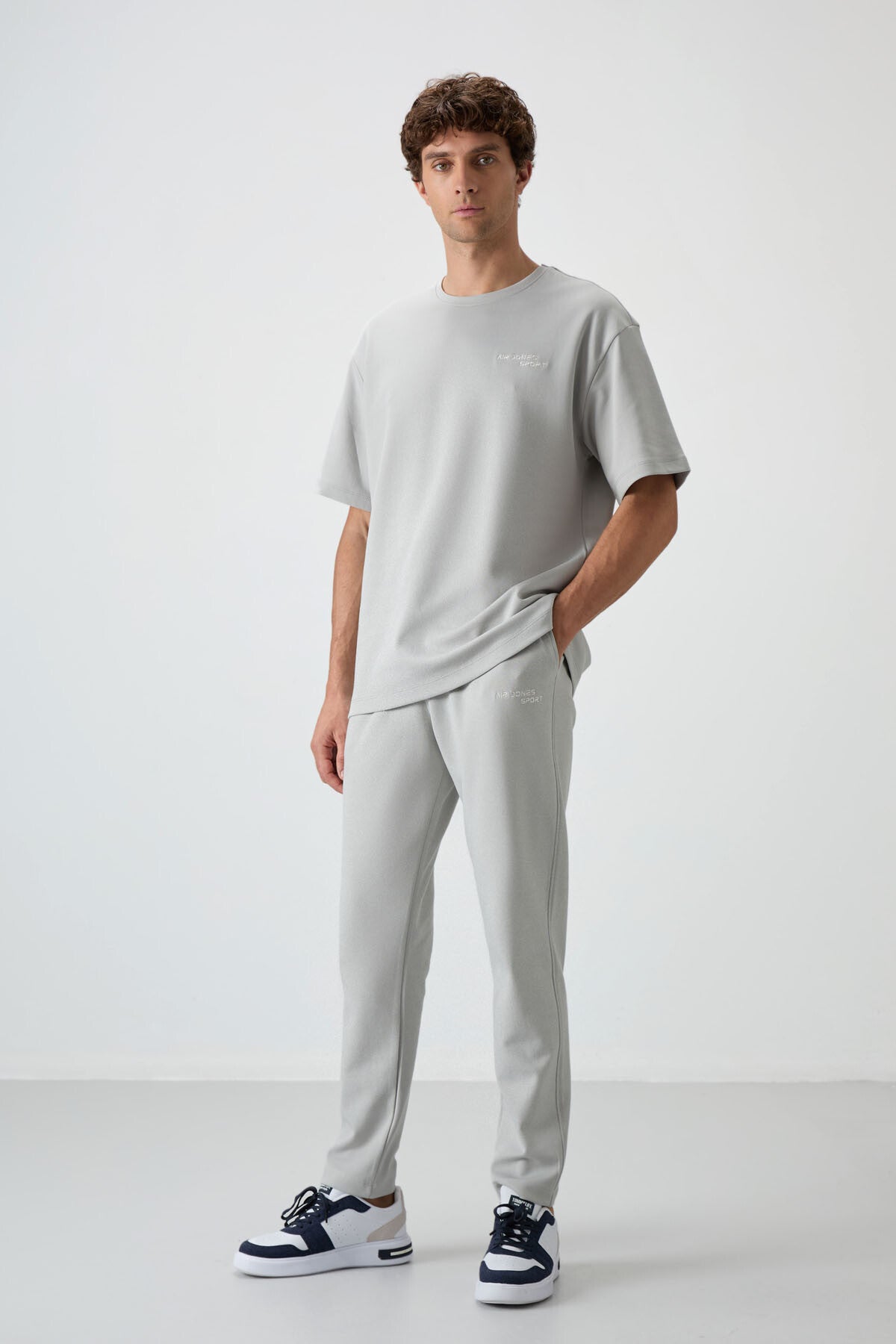 Image of Taş Pamuklu Kalın Yumuşak Dokulu Oversize Fit Nakışlı Erkek Eşofman Takım - 85252