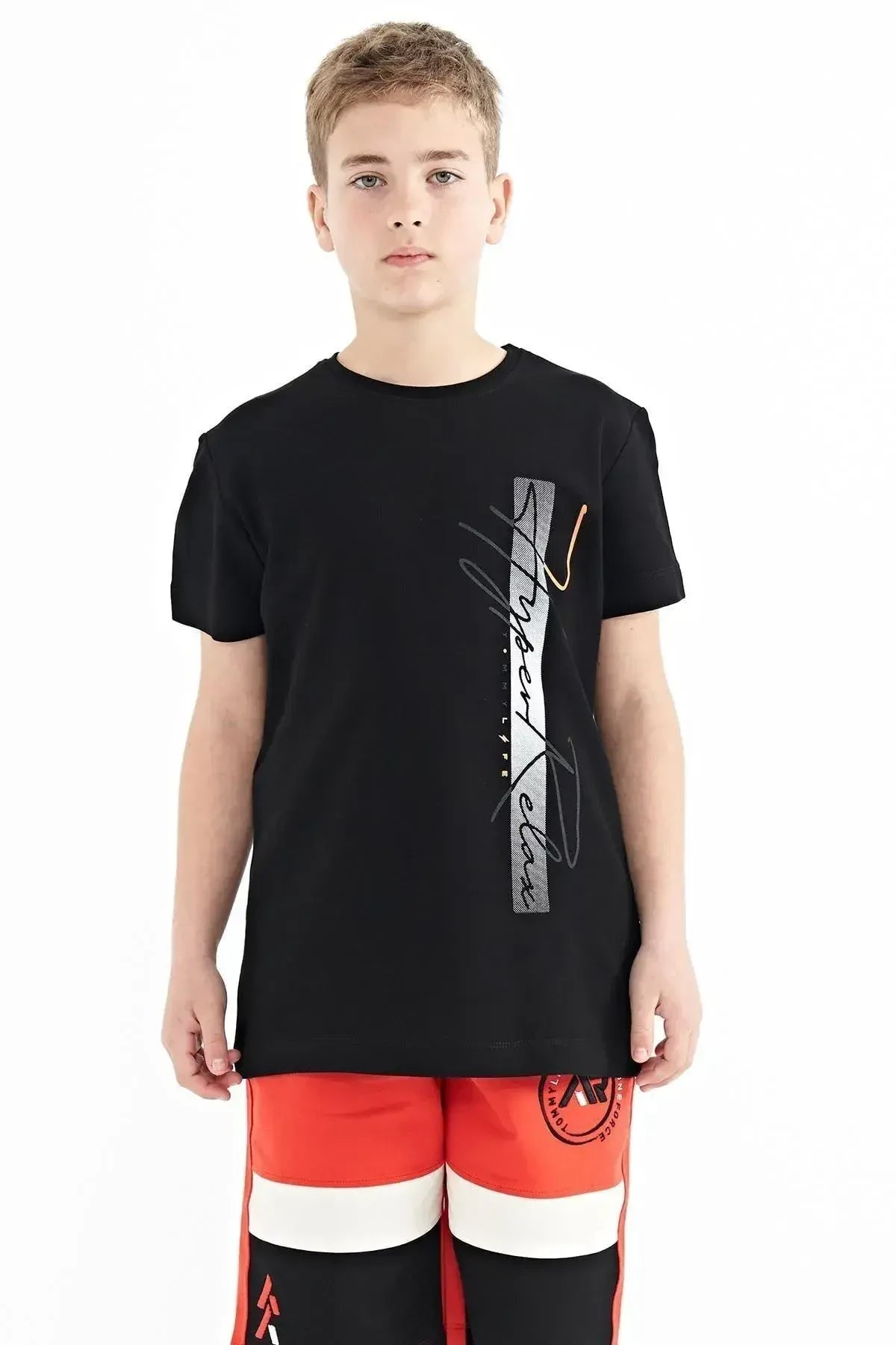 Image of Siyah Yazı Baskılı O Yaka Standart Kalıp Erkek Çocuk T-Shirt - 11119