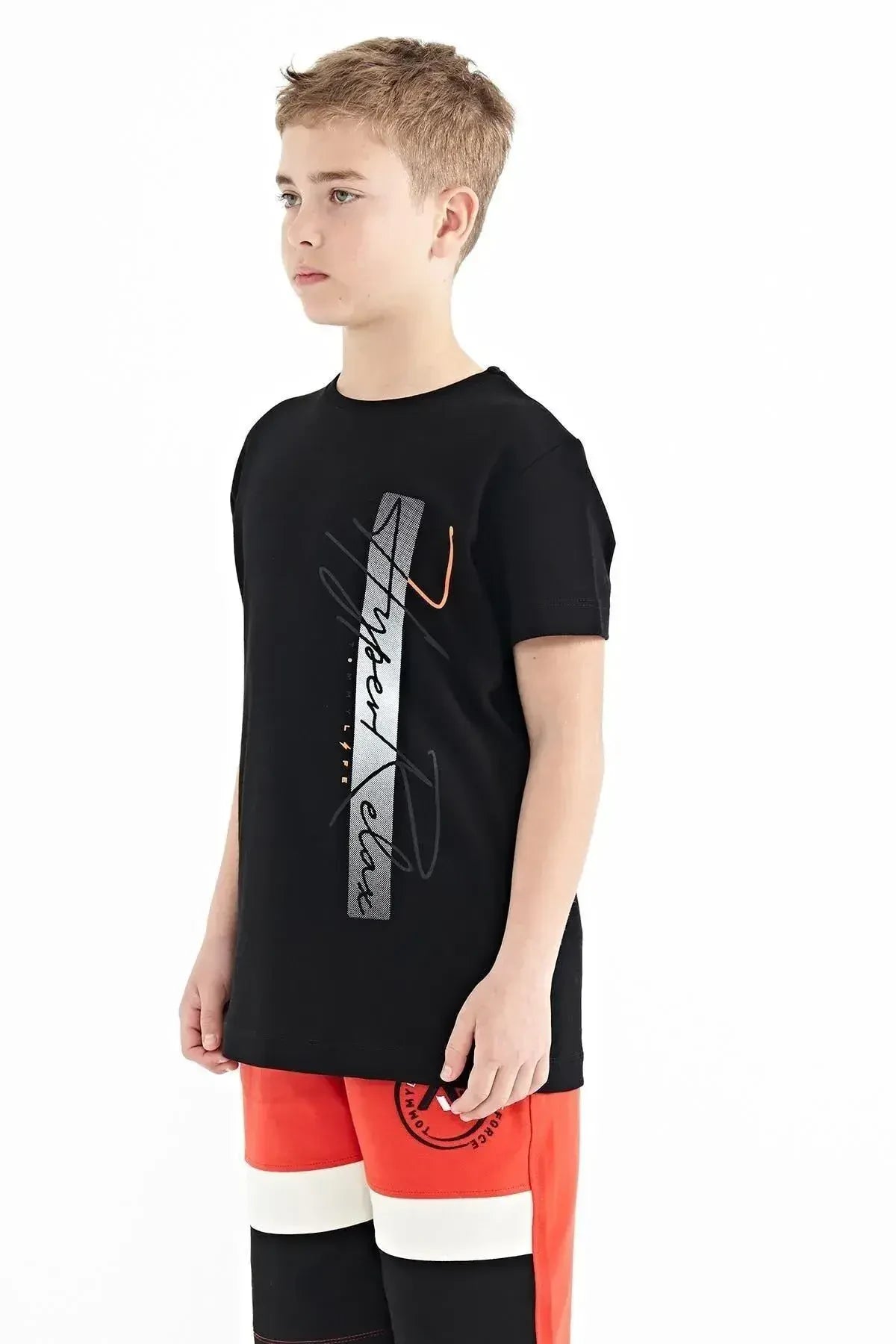 Image of Siyah Yazı Baskılı O Yaka Standart Kalıp Erkek Çocuk T-Shirt - 11119