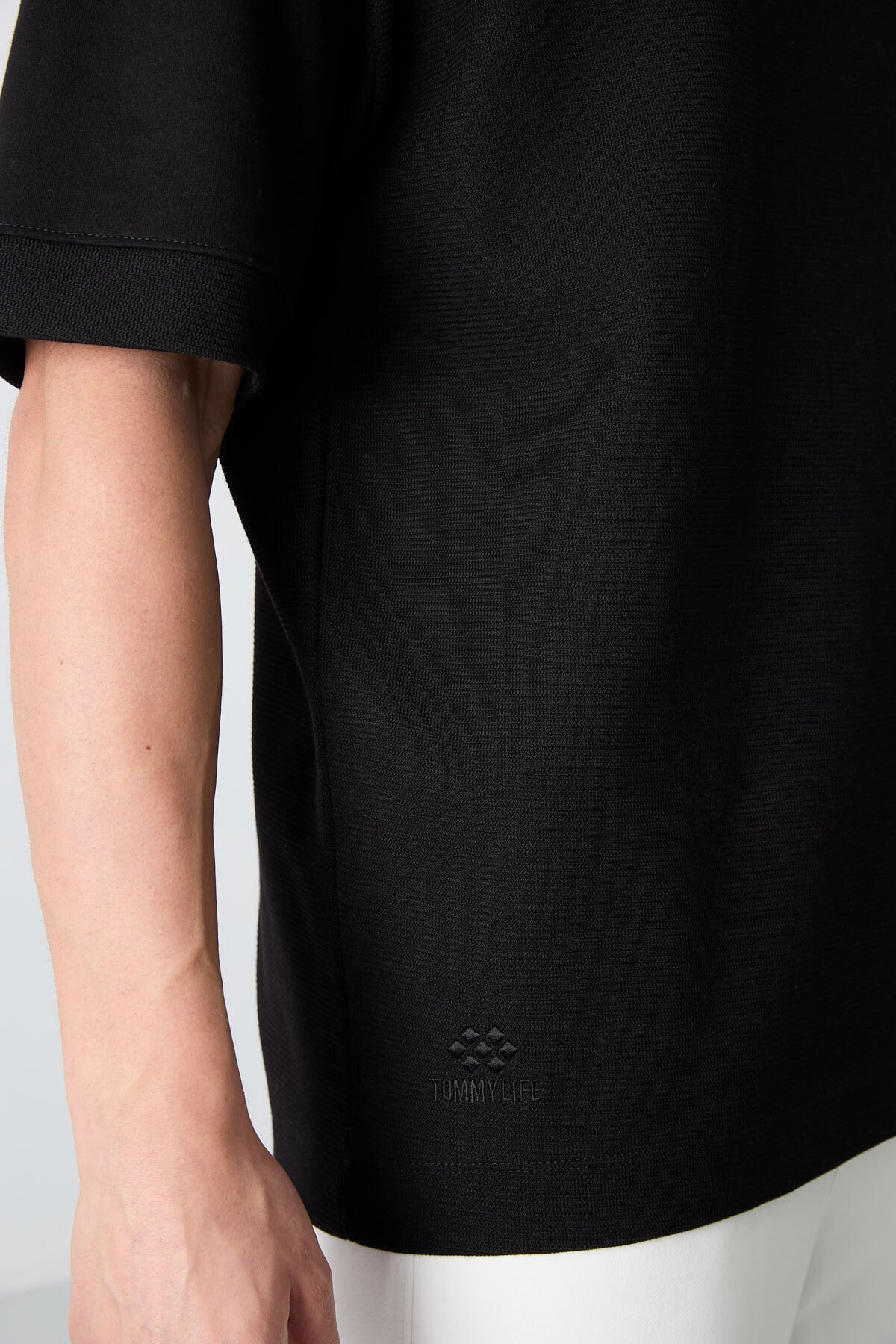 Image of Siyah Pamuklu Kalın Yüzeyi Dokulu Oversize Fit Basic Erkek T-Shirt - 88335