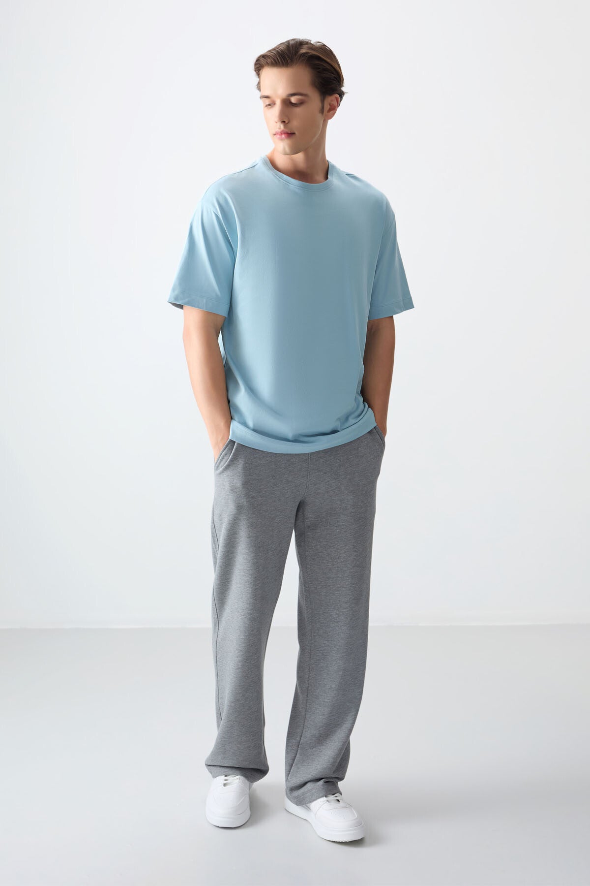 Image of Açık Mavi %100 Pamuk Kalın Yumuşak Dokulu Oversize Fit Basic Erkek T-Shirt - 88353