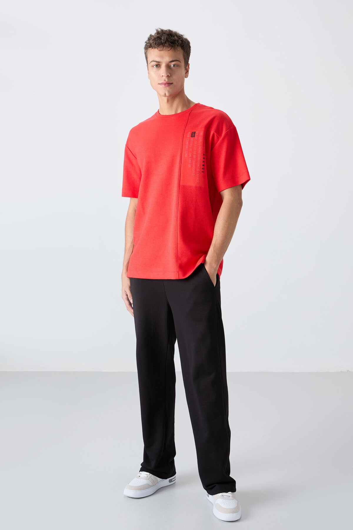 Image of Fiesta Pamuklu Kalın Yüzeyi Dokulu Oversize Fit Baskılı Erkek T-Shirt - 88338