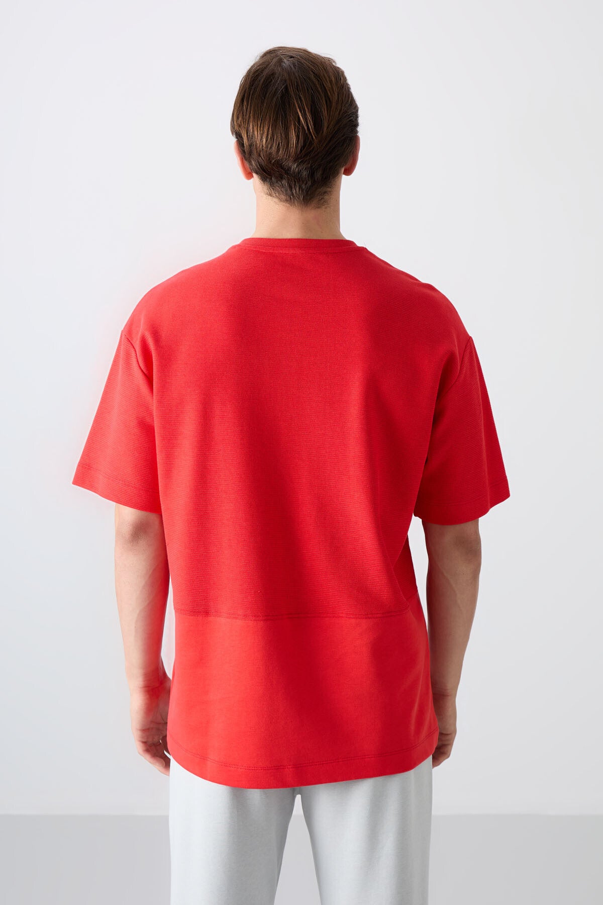 Image of Tricou bărbătesc Fiesta din bumbac gros, texturat, croială supradimensionată, de bază - 88337
