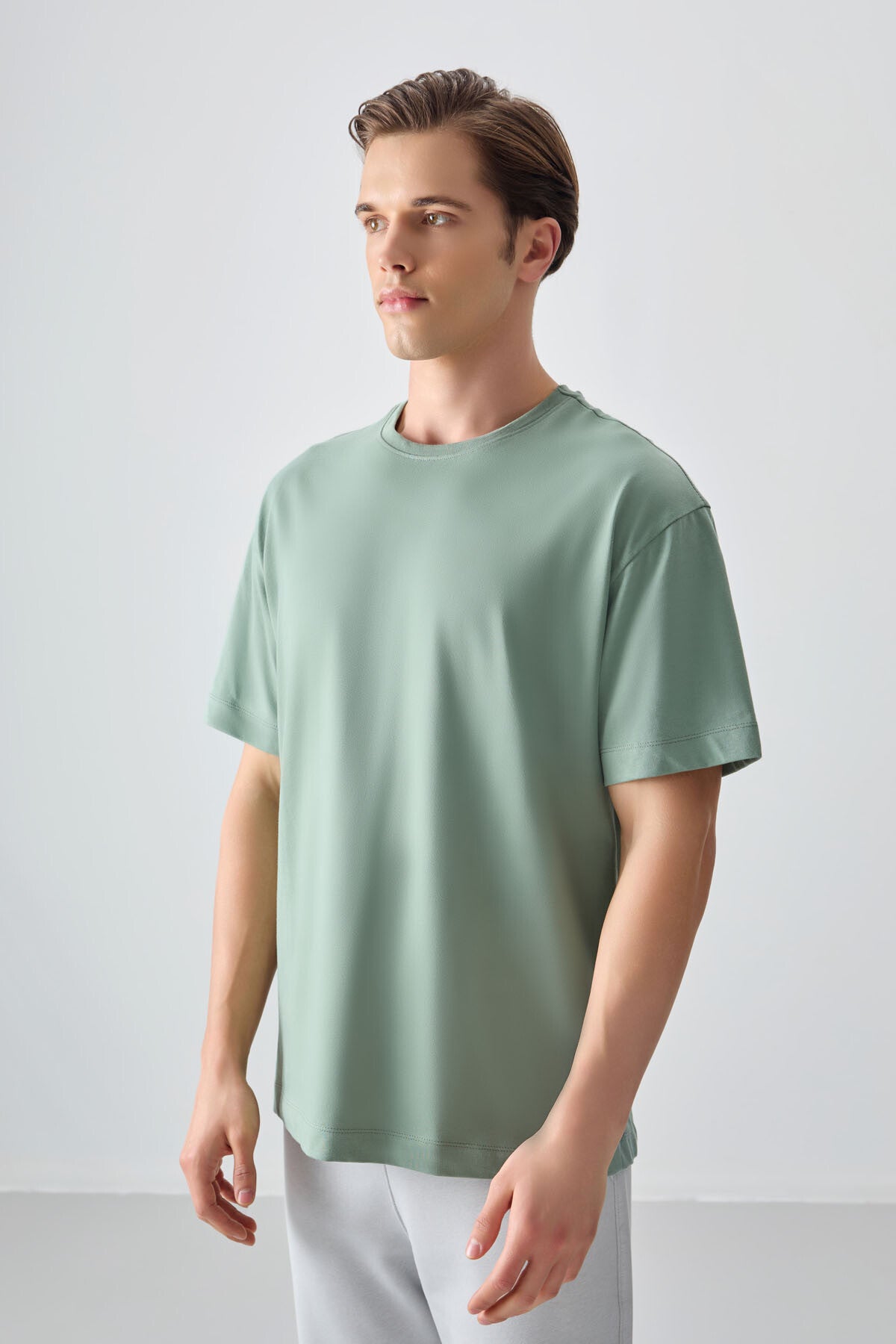 Image of Açık Yeşil %100 Pamuk Kalın Yumuşak Dokulu Oversize Fit Basic Erkek T-Shirt - 88353