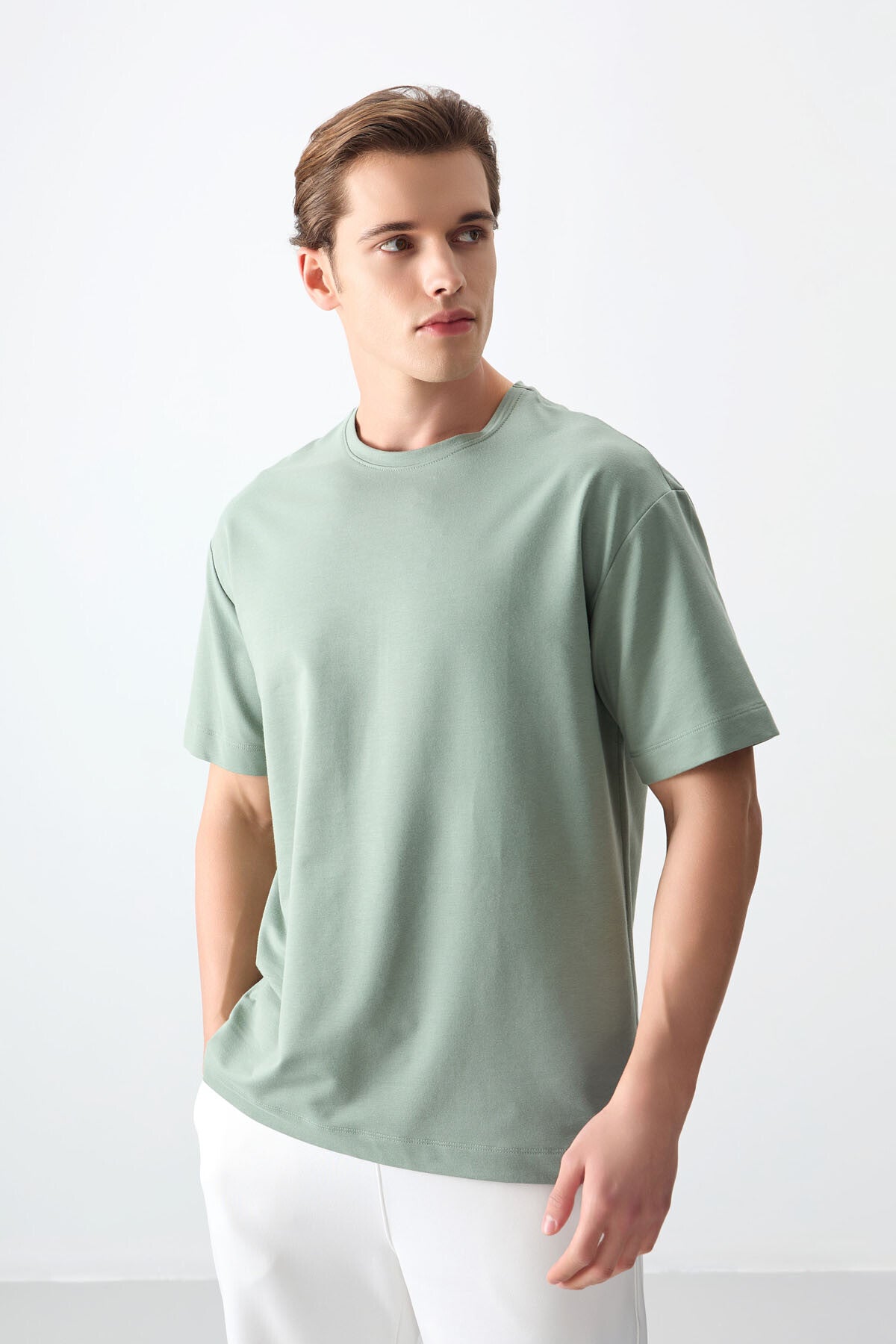 Image of Açık Yeşil Pamuklu Kalın Yumuşak Dokulu Oversize Fit Basic Erkek T-Shirt - 88377