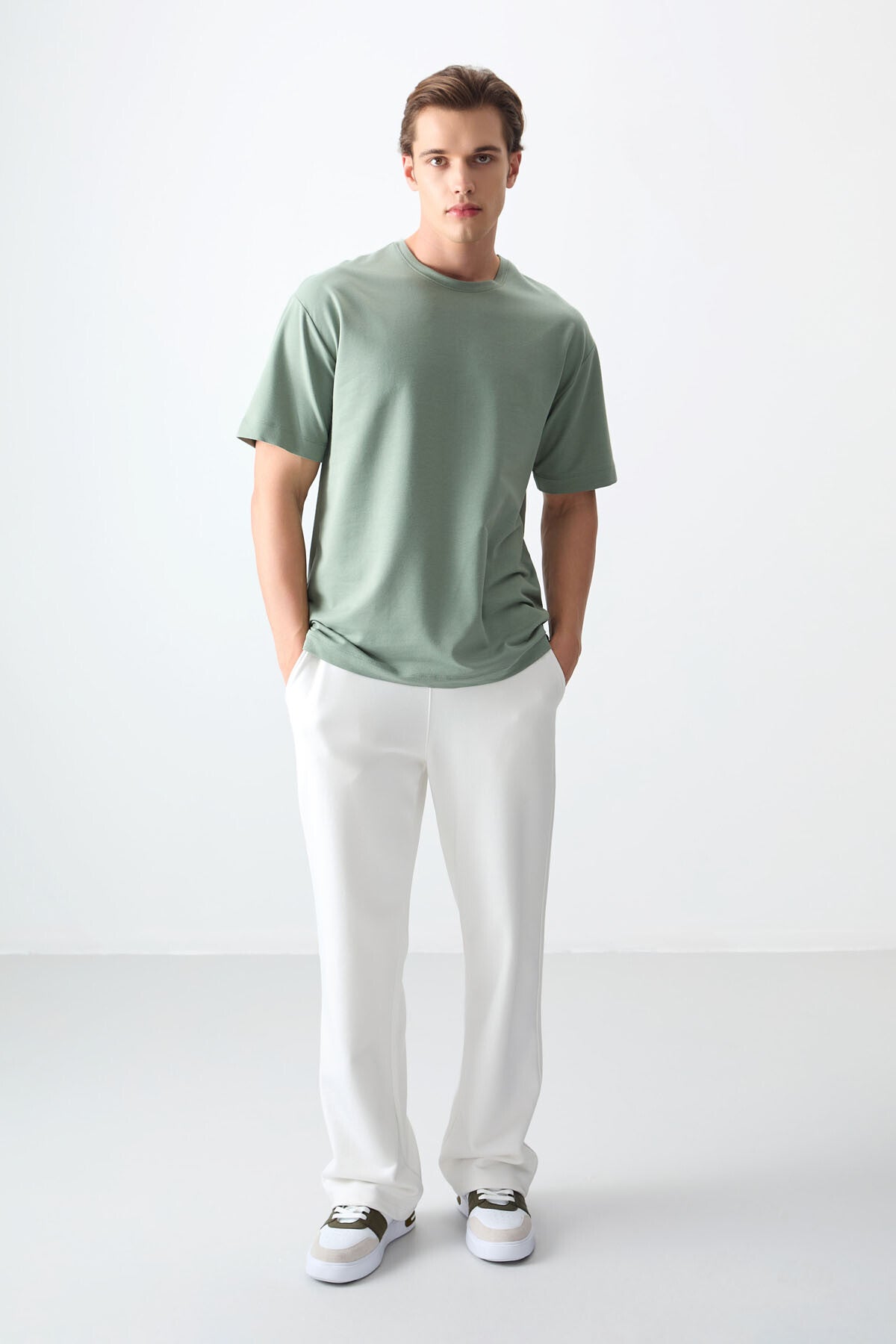 Image of Açık Yeşil Pamuklu Kalın Yumuşak Dokulu Oversize Fit Basic Erkek T-Shirt - 88377
