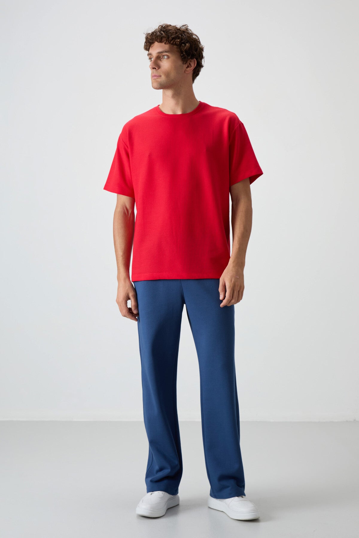 Image of Kırmızı Waffle İnterlok Yüzeyi Dokulu Oversize Fit Basic Erkek T-Shirt - 88379