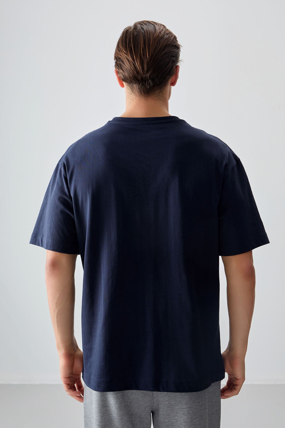 Image of Tricou bărbătesc bleumarin, 100% bumbac, gros, texturat, supradimensionat, imprimat - 88359