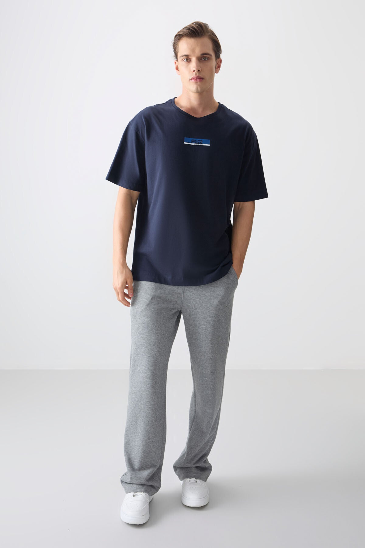 Image of Tricou bărbătesc bleumarin, 100% bumbac, gros, texturat, supradimensionat, imprimat - 88359