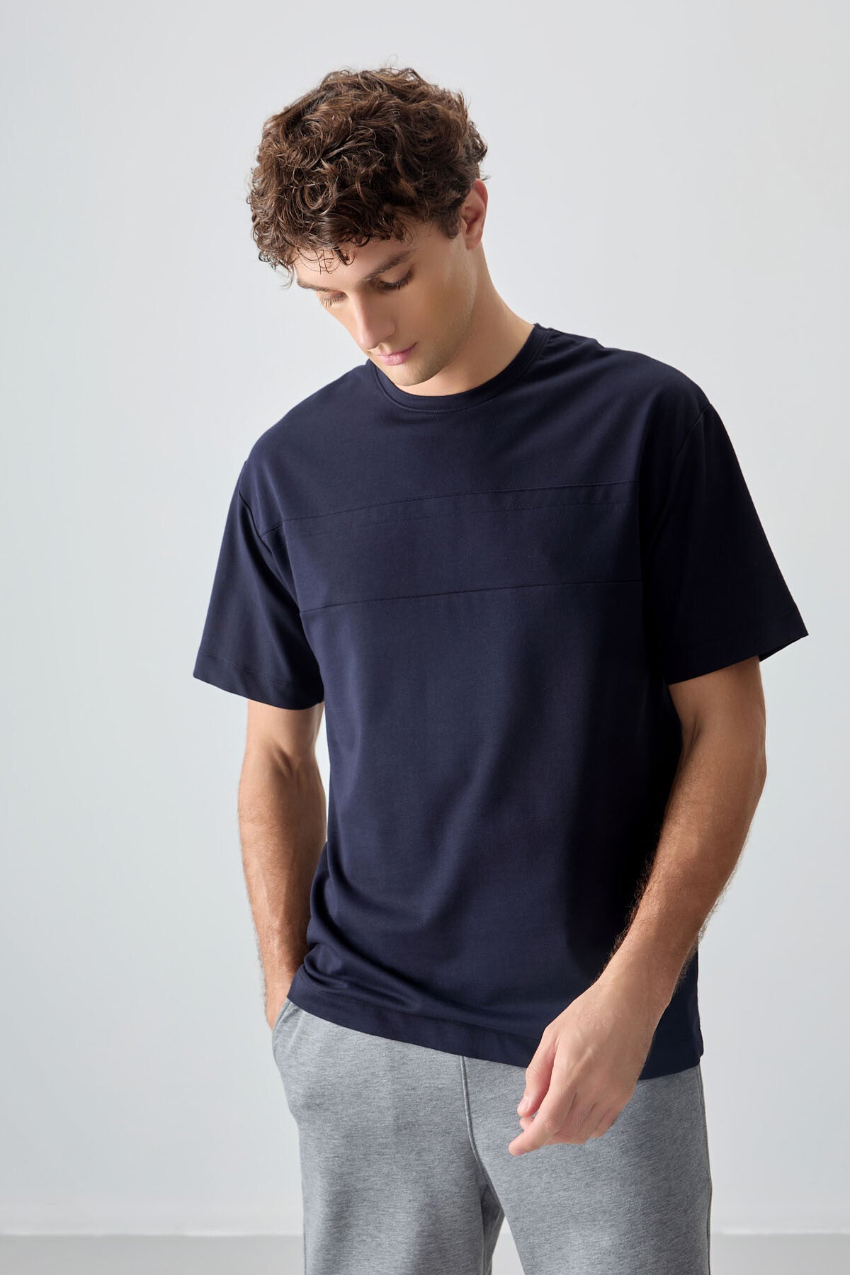 Image of Tricou bărbătesc bleumarin, gros, texturat, croială supradimensionată, din bumbac - 88378