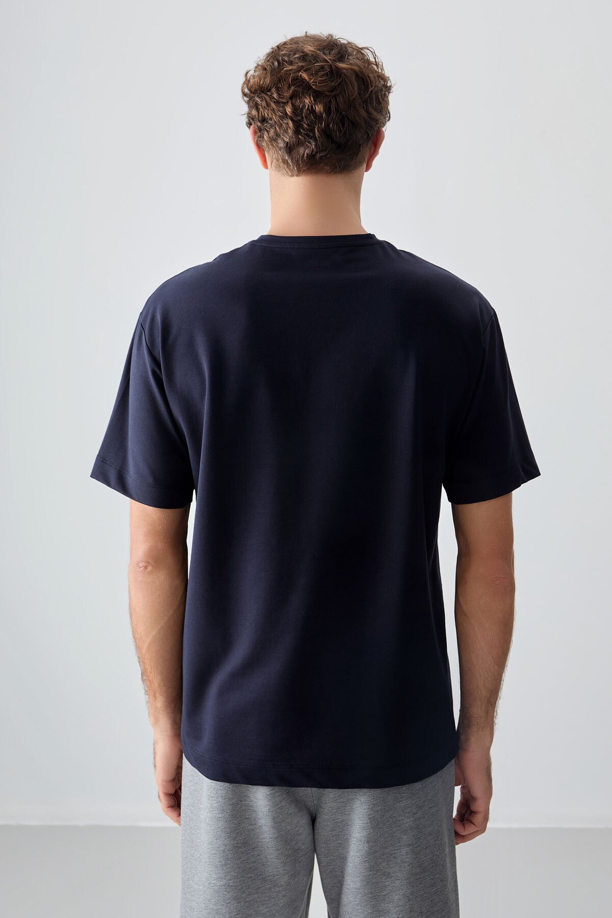 Image of Lacivert Pamuklu Kalın Yumuşak Dokulu Oversize Fit Basic Erkek T-Shirt - 88378